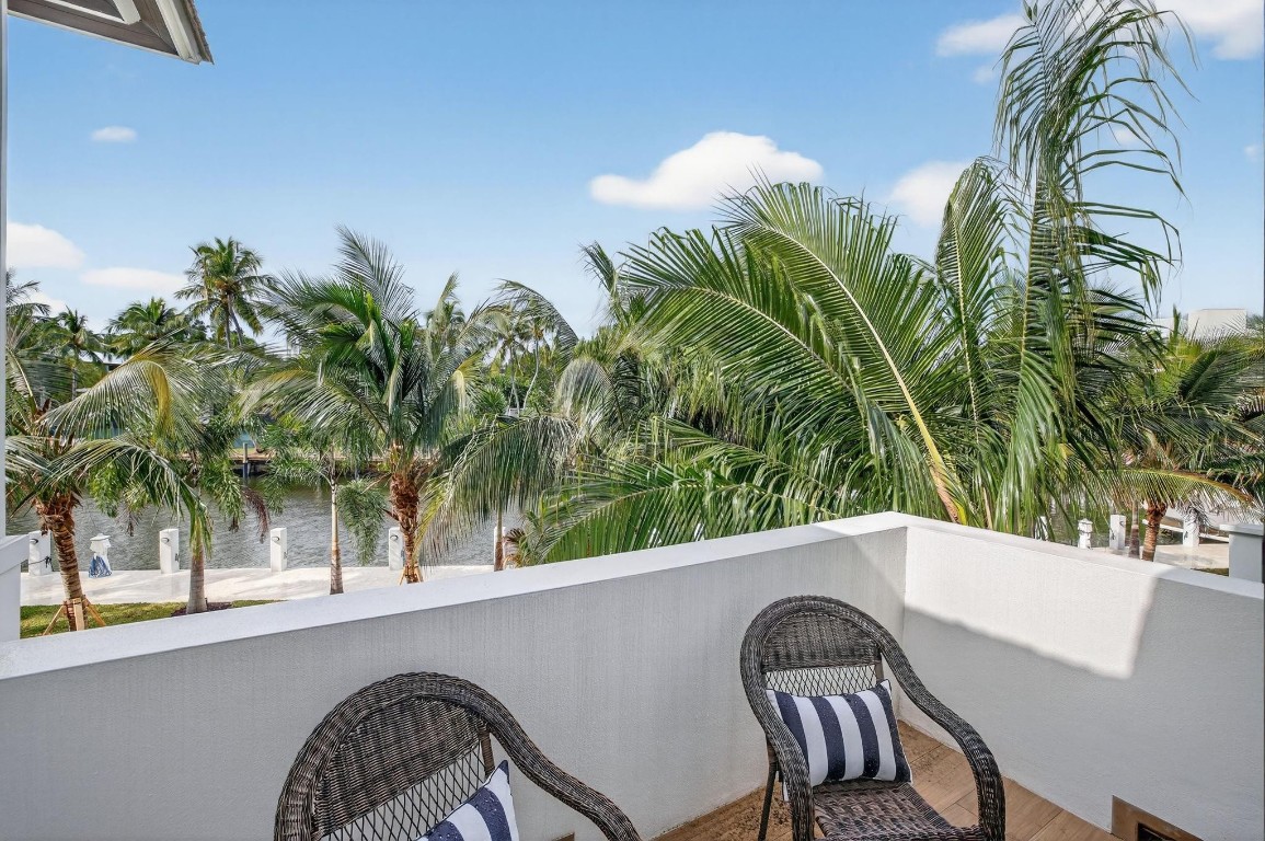 400 Mola Fort Lauderdale, FL 33301