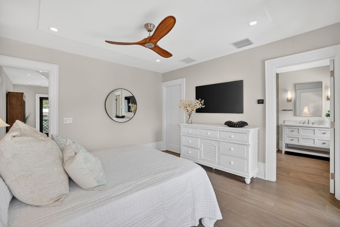 400 Mola Fort Lauderdale, FL 33301