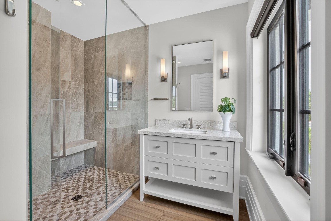 400 Mola Fort Lauderdale, FL 33301