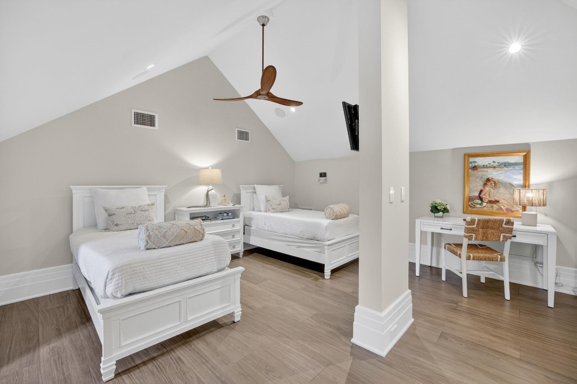 400 Mola Fort Lauderdale, FL 33301