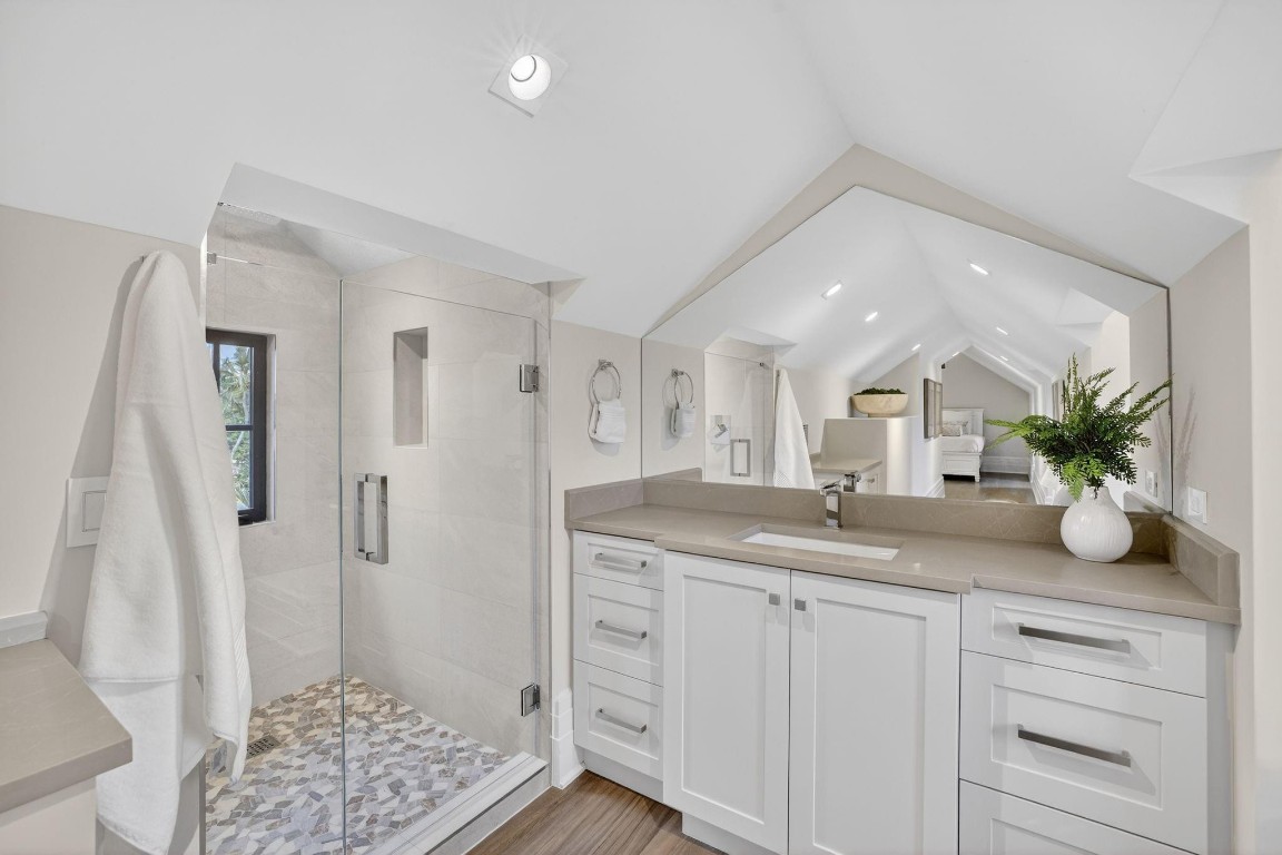 400 Mola Fort Lauderdale, FL 33301