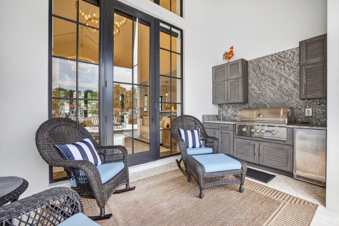 400 Mola Fort Lauderdale, FL 33301