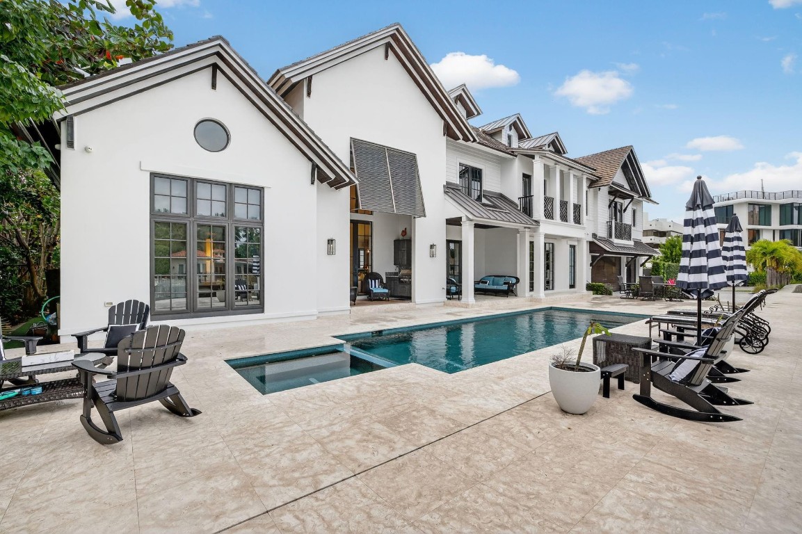 400 Mola Fort Lauderdale, FL 33301