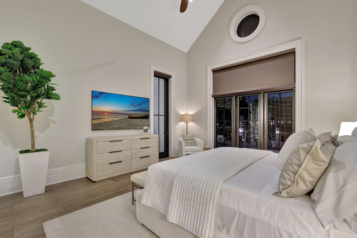 400 Mola Fort Lauderdale, FL 33301