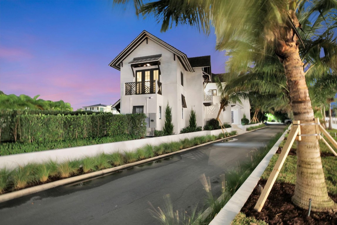 400 Mola Fort Lauderdale, FL 33301