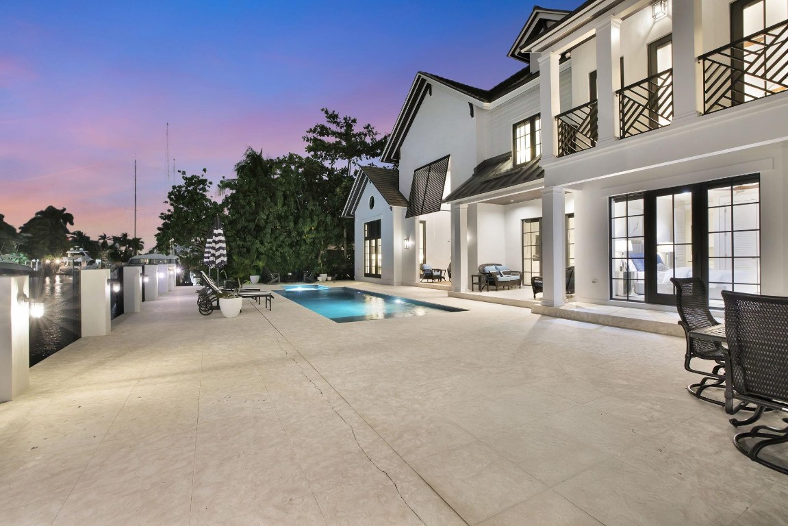 400 Mola Fort Lauderdale, FL 33301