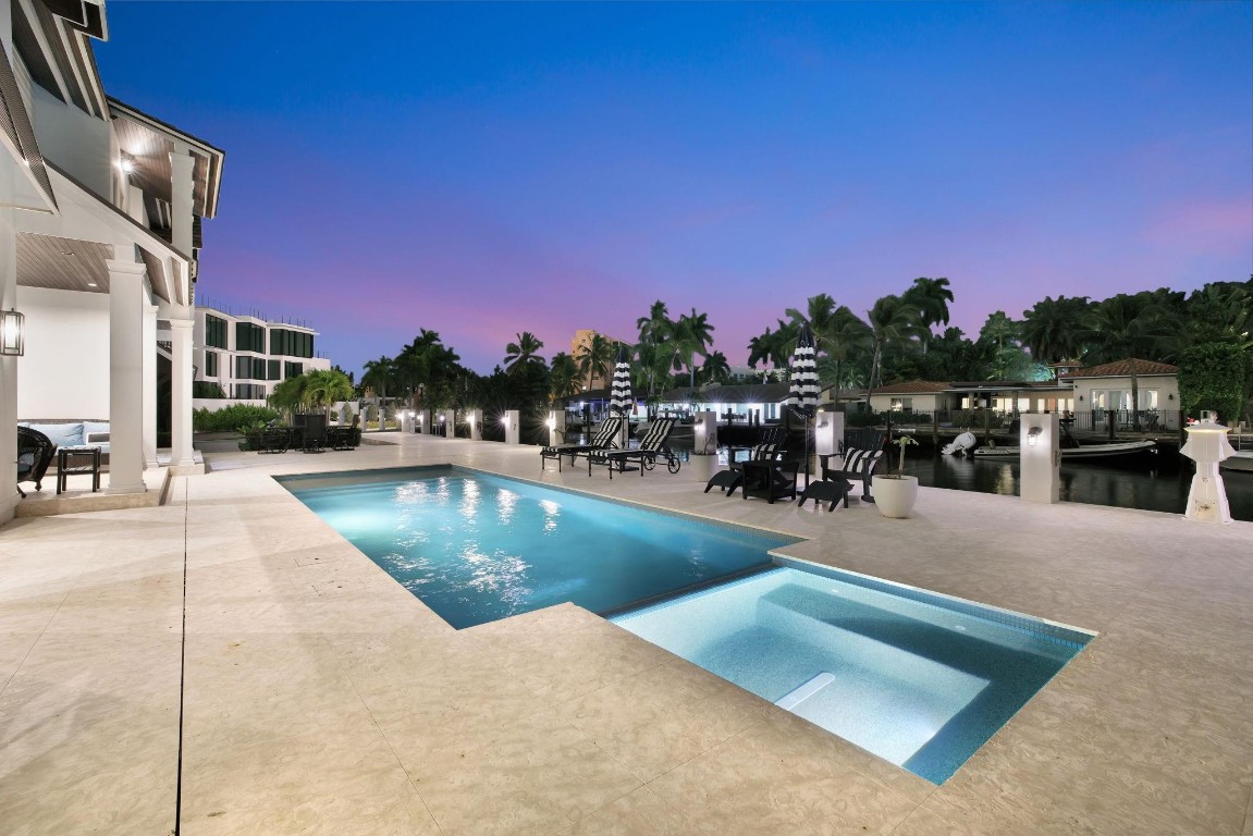 400 Mola Fort Lauderdale, FL 33301