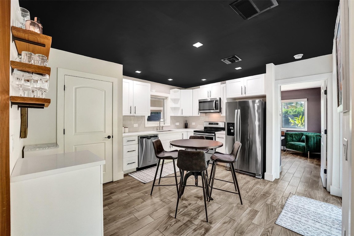 401 NE 49th Fort Lauderdale, FL 33334