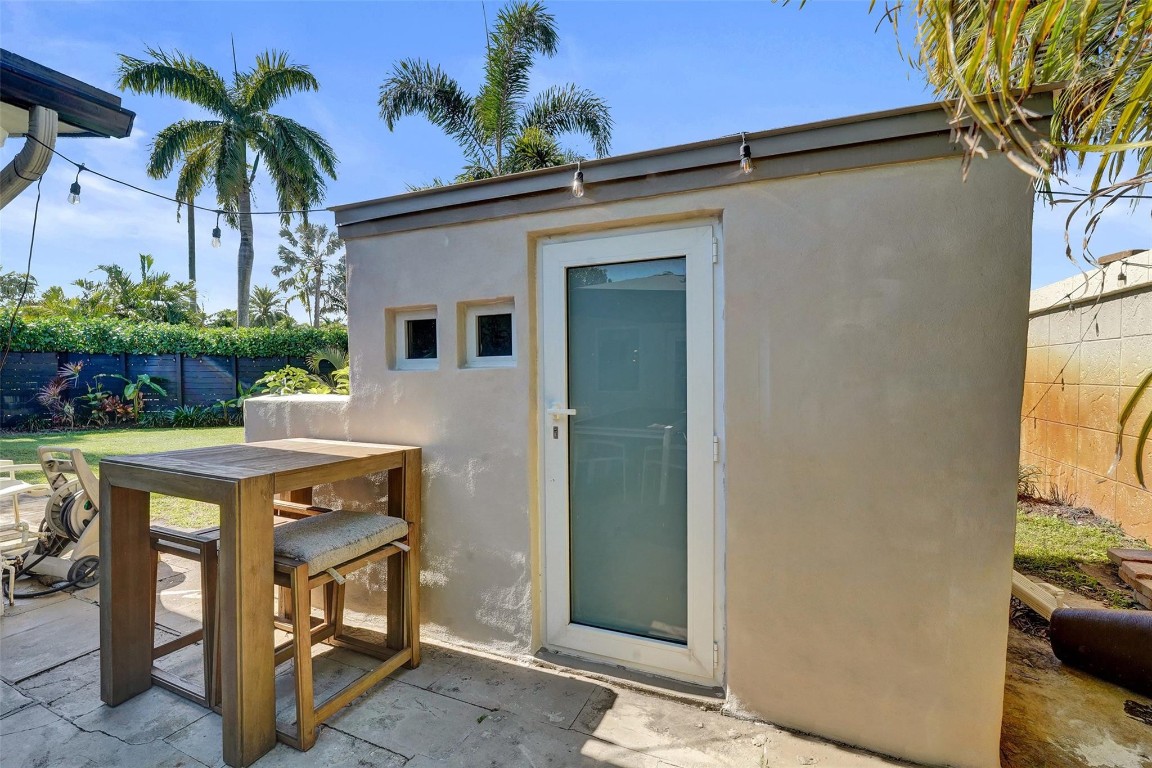 401 NE 49th Fort Lauderdale, FL 33334