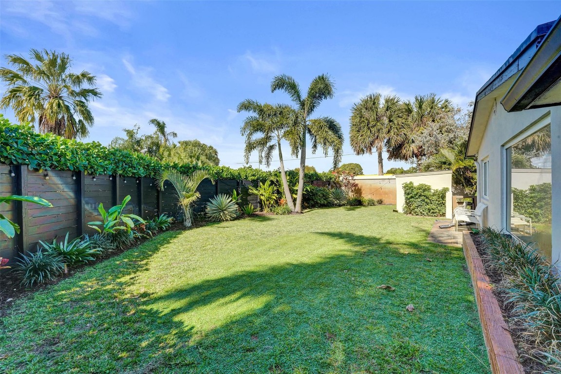 401 NE 49th Fort Lauderdale, FL 33334