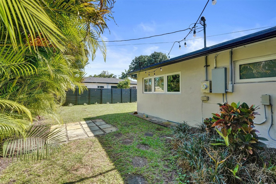 401 NE 49th Fort Lauderdale, FL 33334