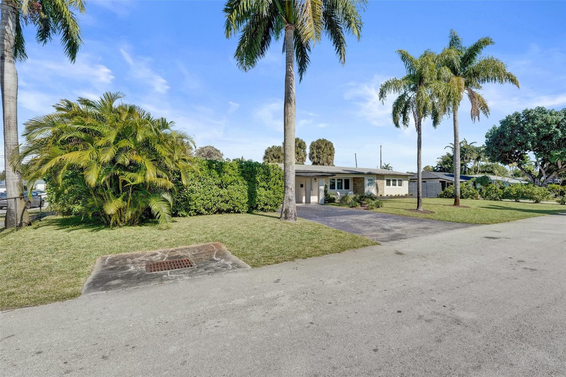 401 NE 49th Fort Lauderdale, FL 33334