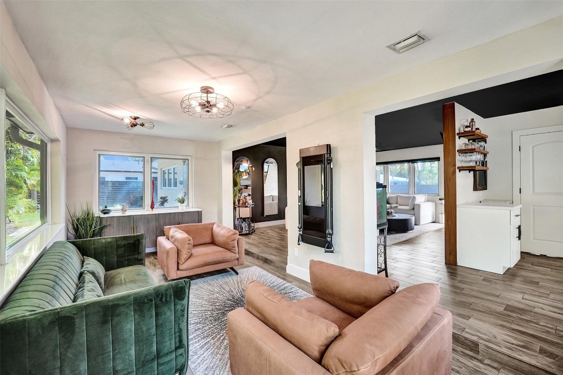 401 NE 49th Fort Lauderdale, FL 33334