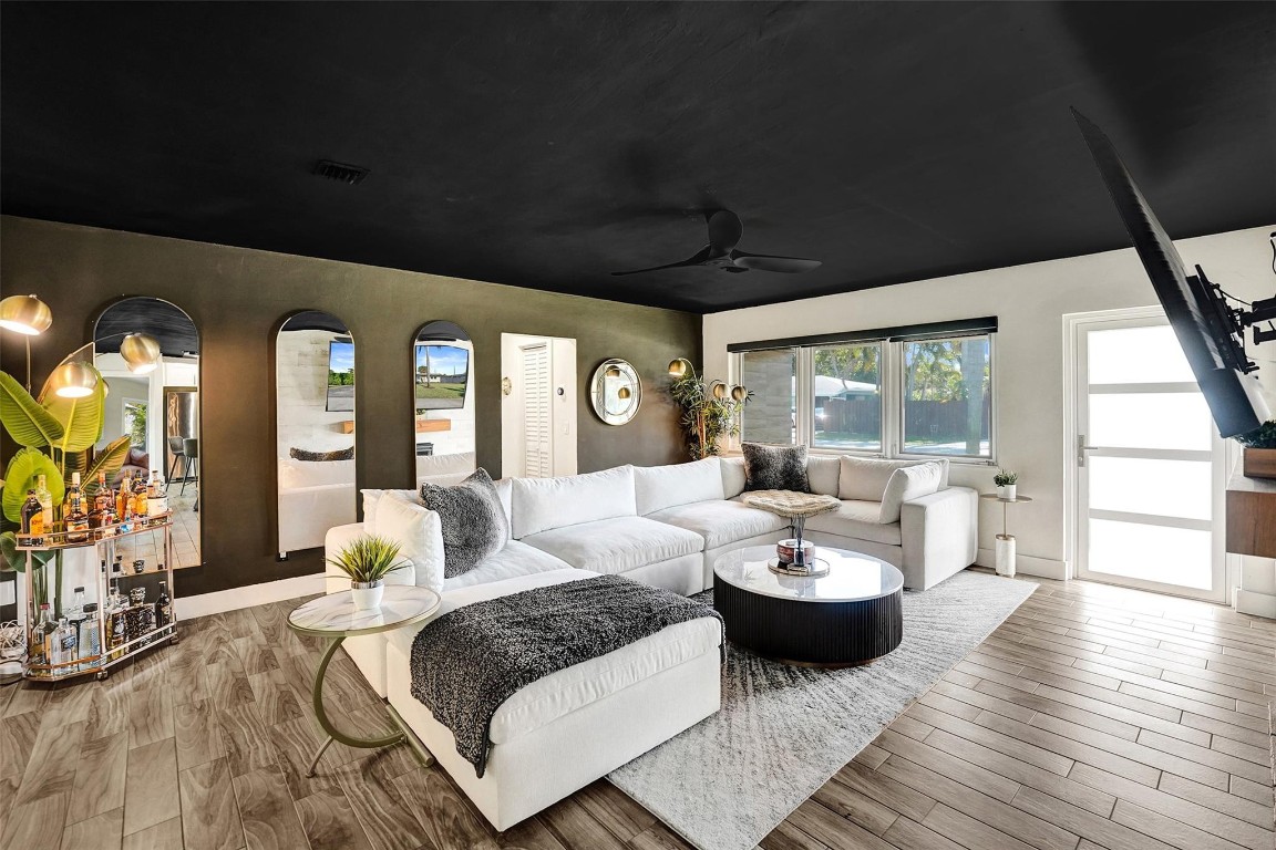 401 NE 49th Fort Lauderdale, FL 33334