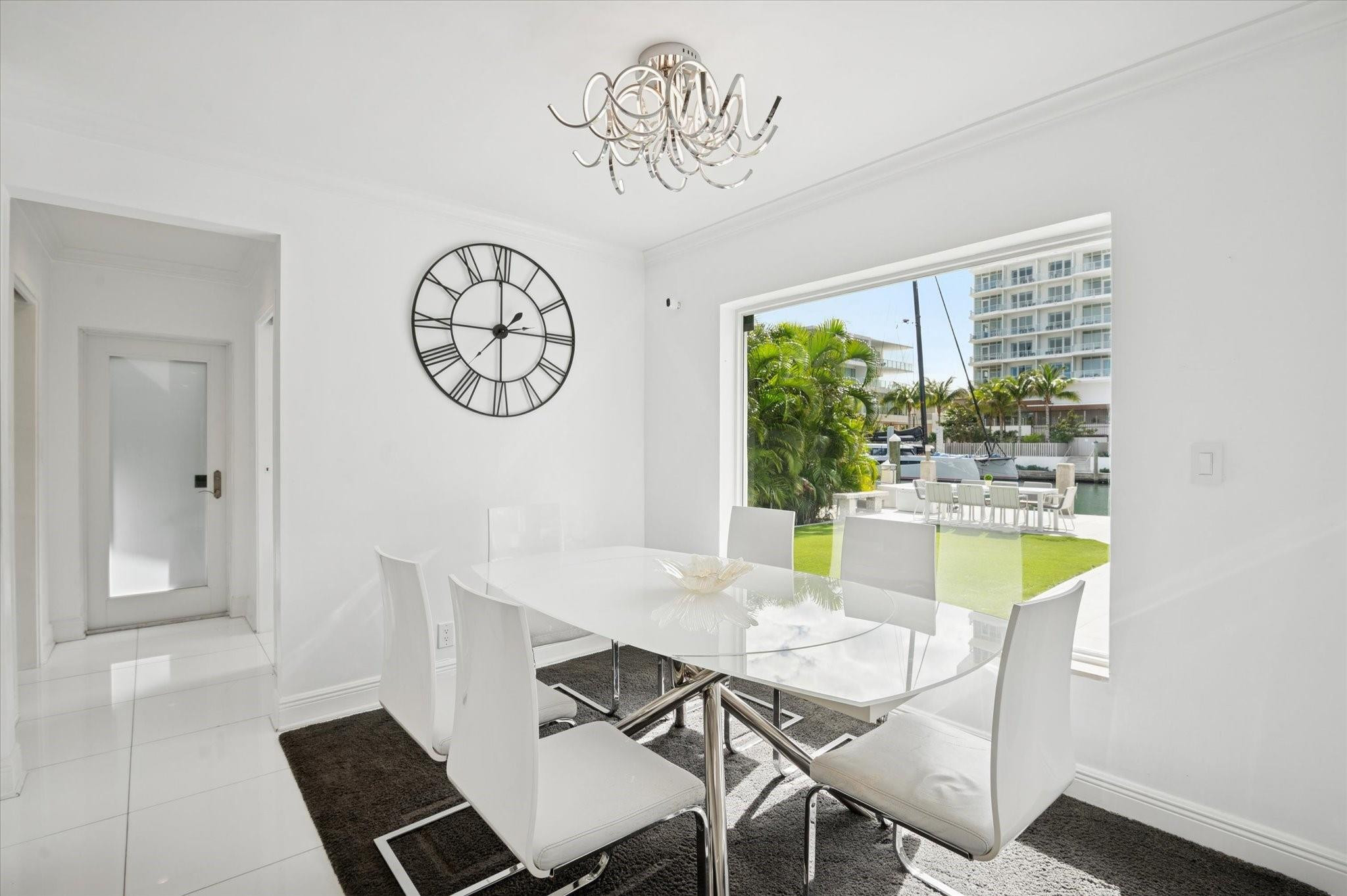 2540 Mercedes Fort Lauderdale, FL 33316