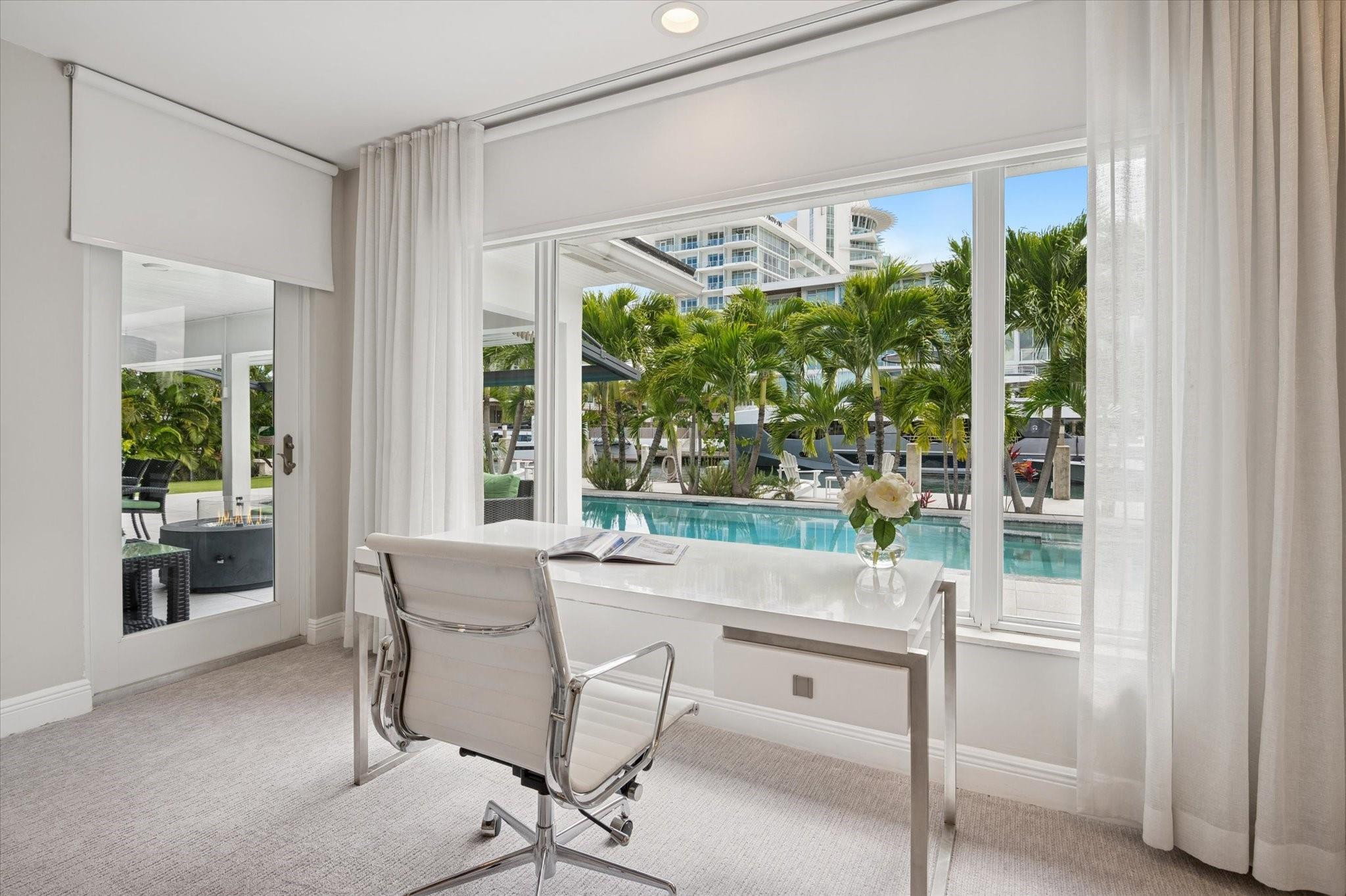 2540 Mercedes Fort Lauderdale, FL 33316