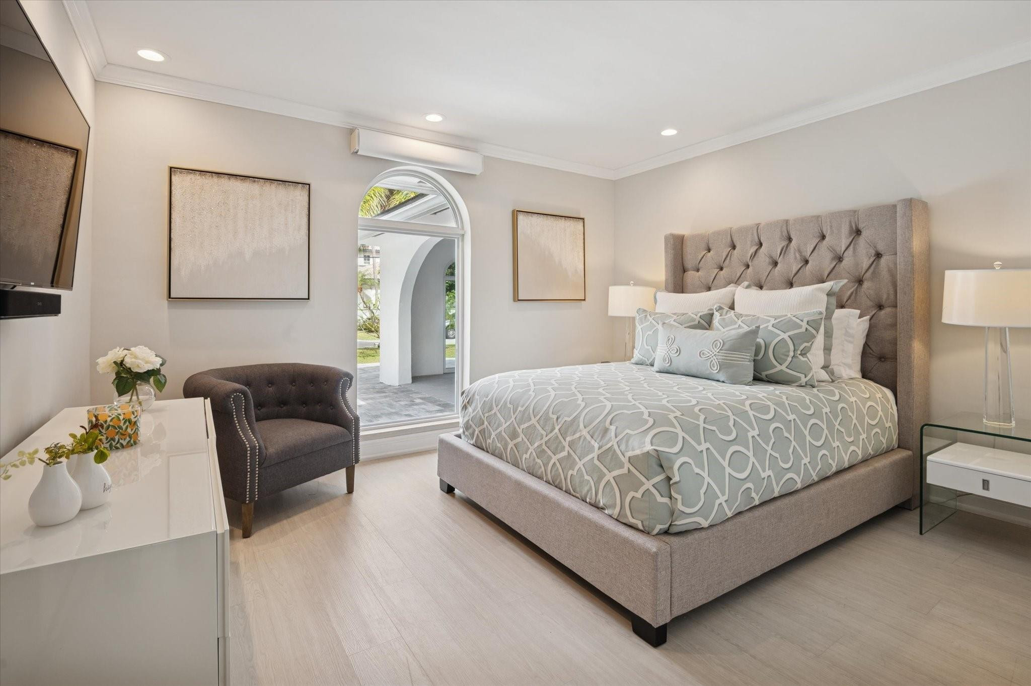 2540 Mercedes Fort Lauderdale, FL 33316