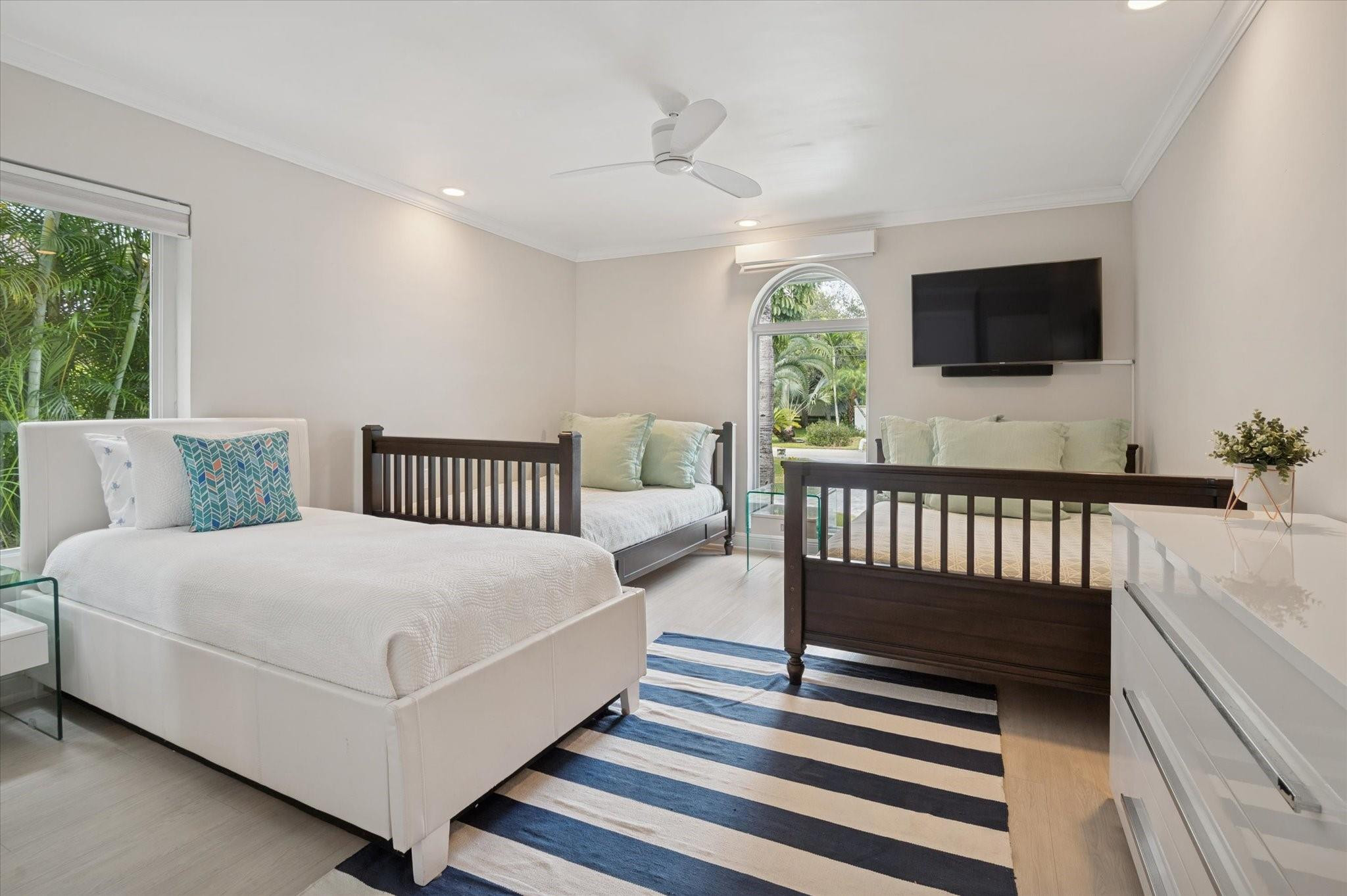 2540 Mercedes Fort Lauderdale, FL 33316