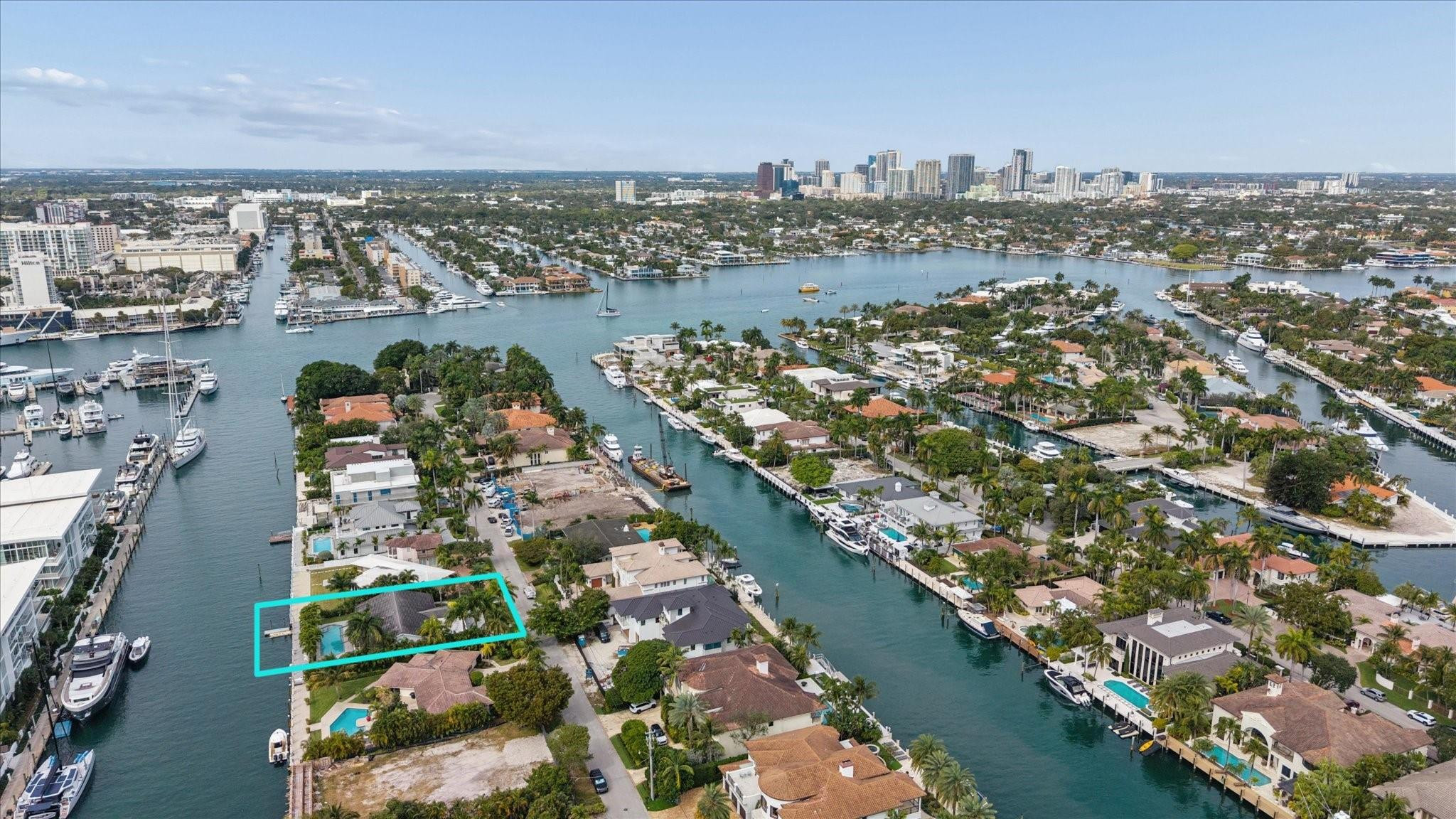 2540 Mercedes Fort Lauderdale, FL 33316