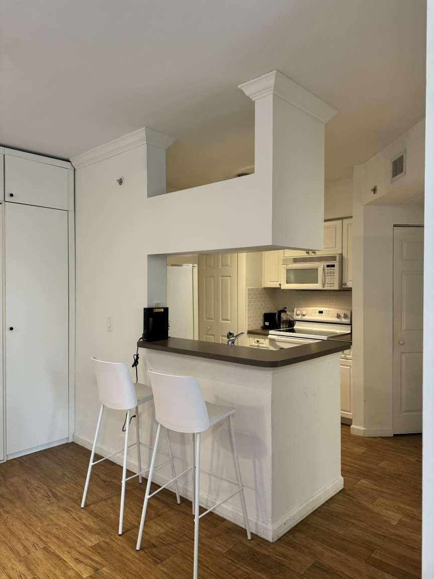 image Porto Bellagio Condo5