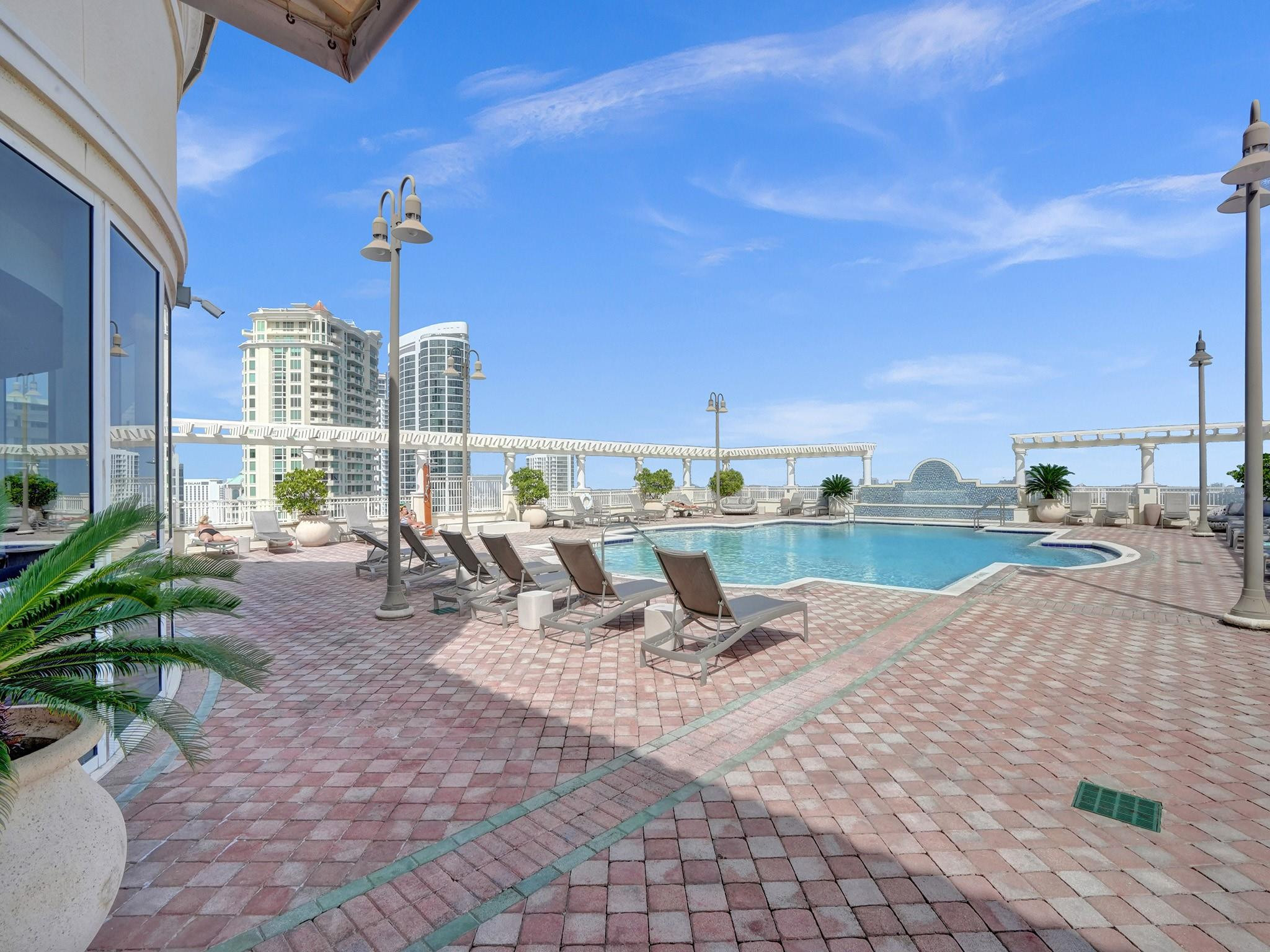 511 SE 5th #1415 Fort Lauderdale, FL 33301