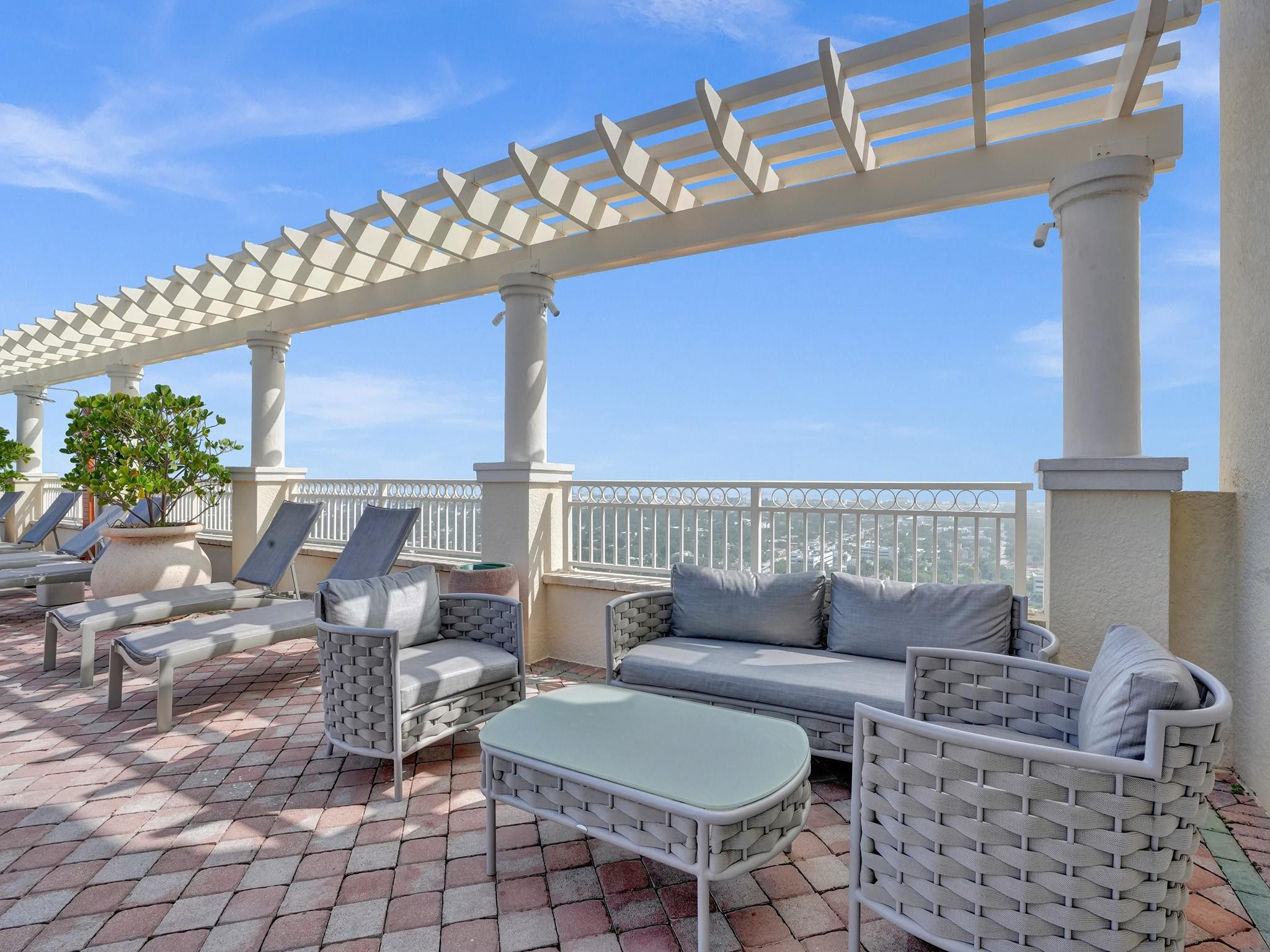 511 SE 5th #1415 Fort Lauderdale, FL 33301