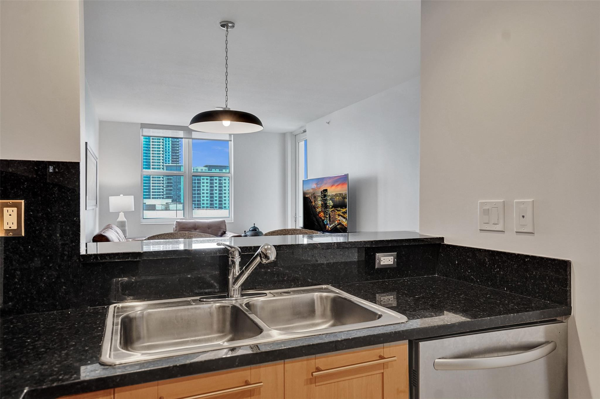 511 SE 5th #1415 Fort Lauderdale, FL 33301