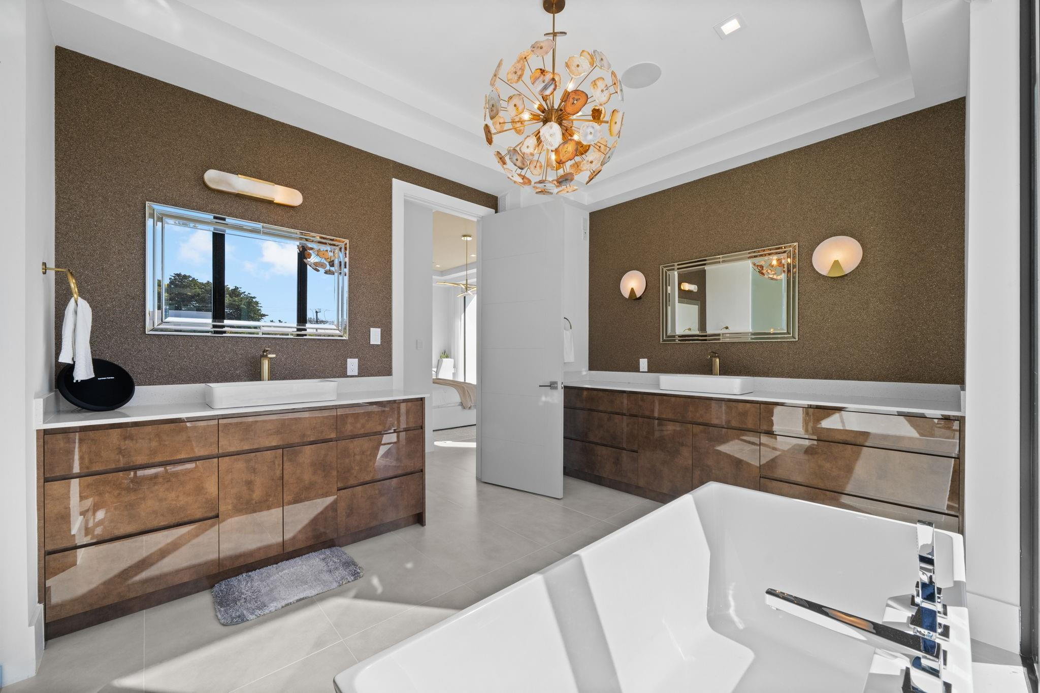 1111 SE 9th Fort Lauderdale, FL 33316