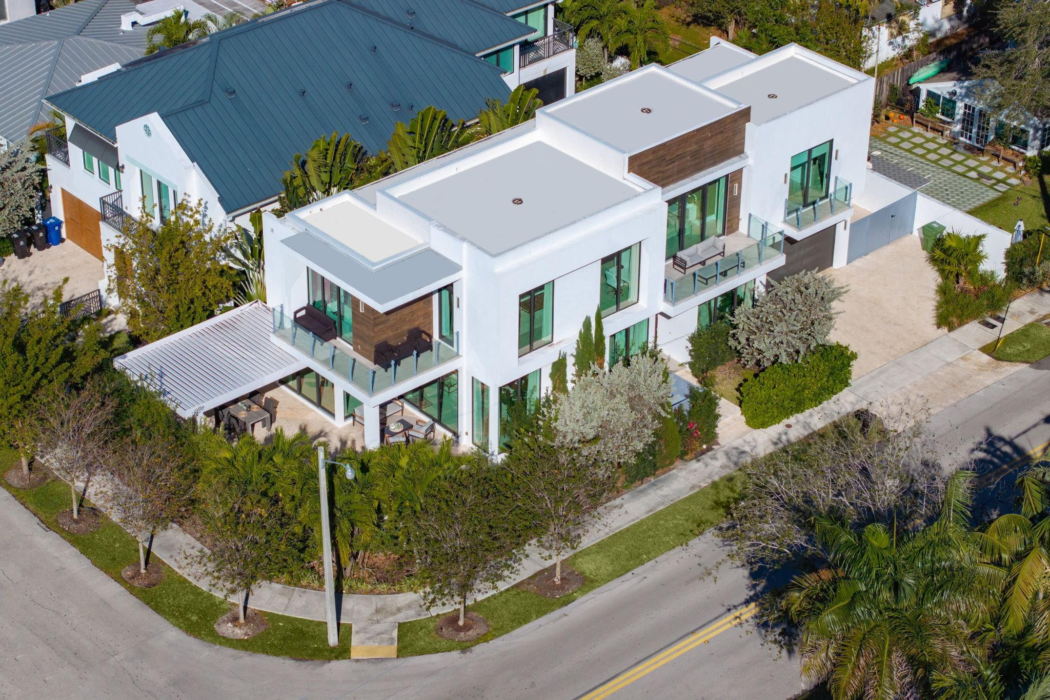 1111 SE 9th Fort Lauderdale, FL 33316