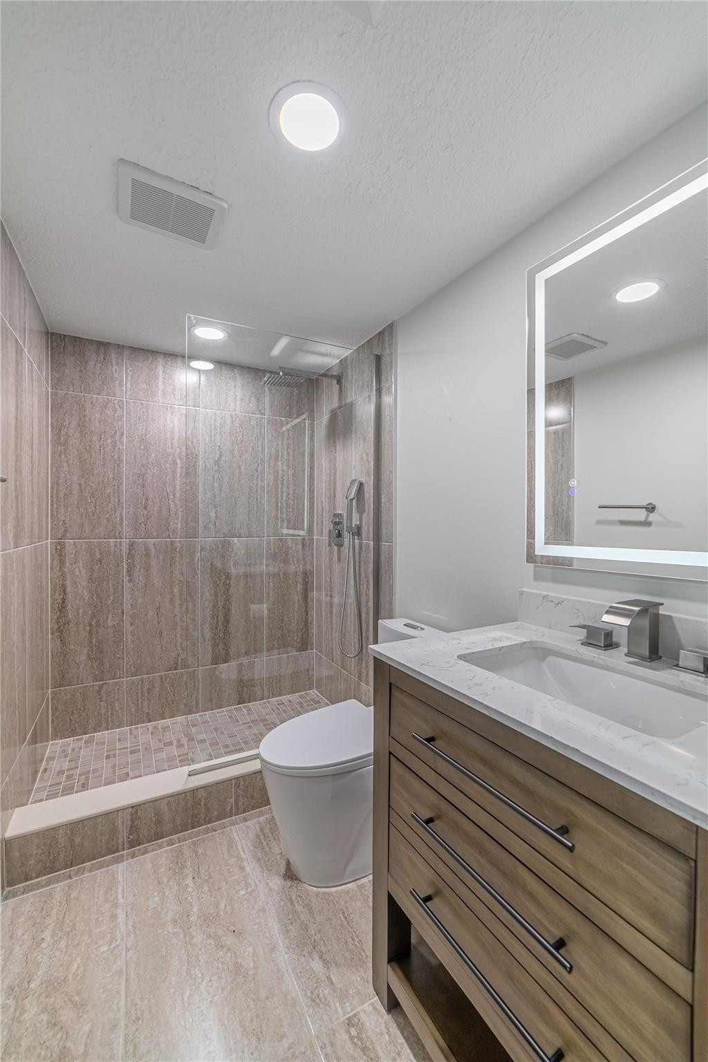 5555 N Ocean #23 Fort Lauderdale, FL 33308