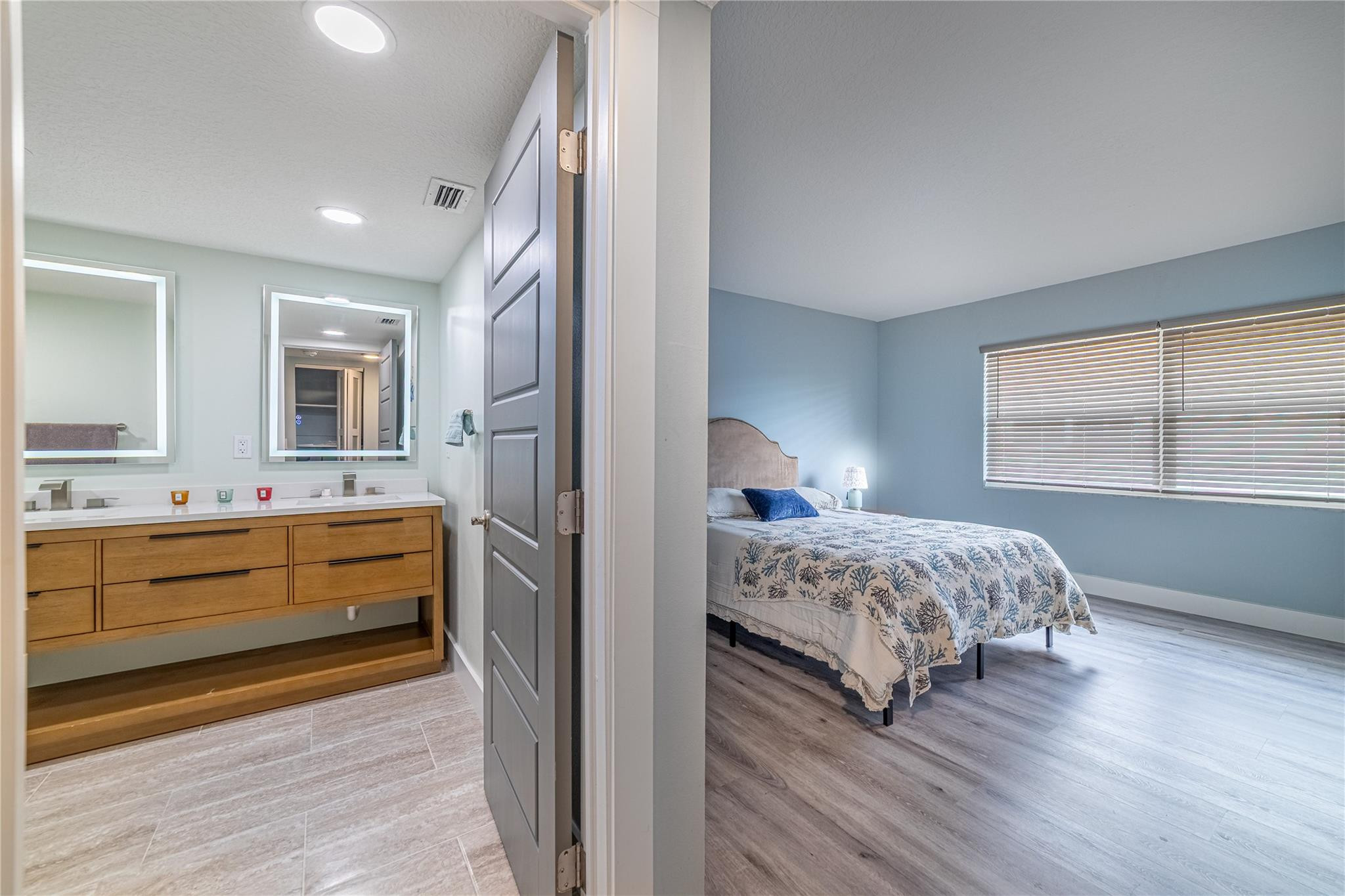 5555 N Ocean #23 Fort Lauderdale, FL 33308