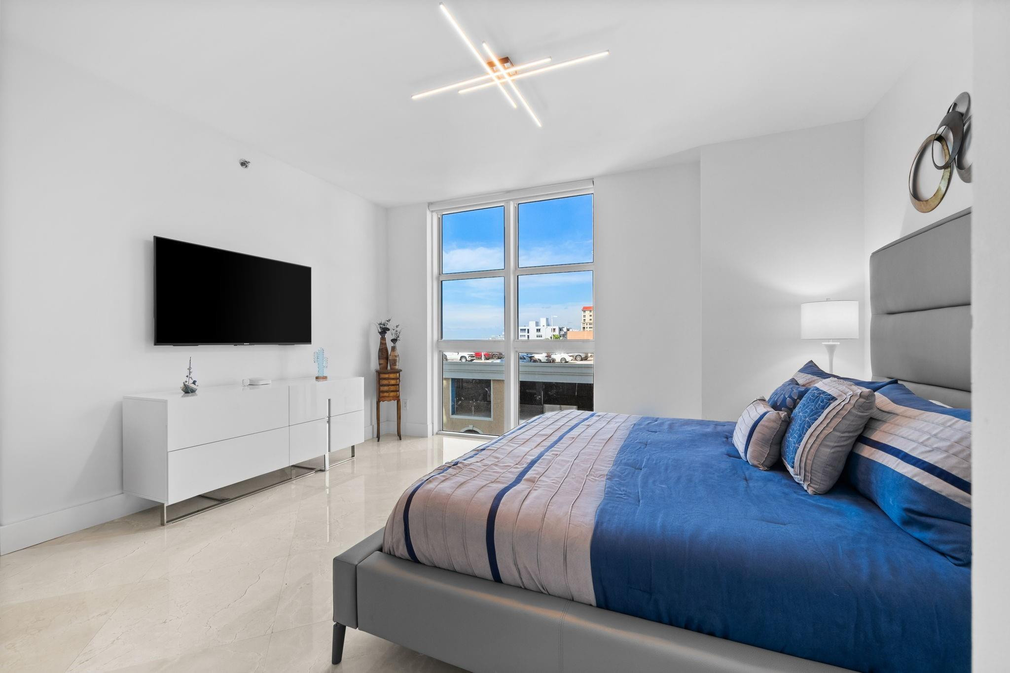 101 S Fort Lauderdale Bch #705 Fort Lauderdale, FL 33316