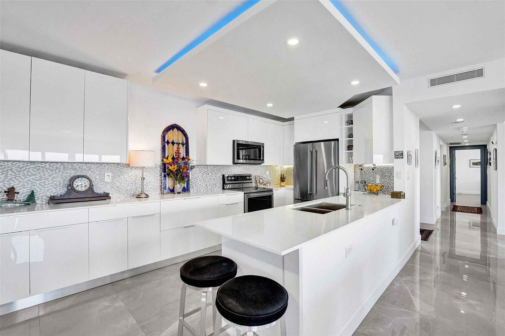 2500 E Las Olas #1509 Fort Lauderdale, FL 33301