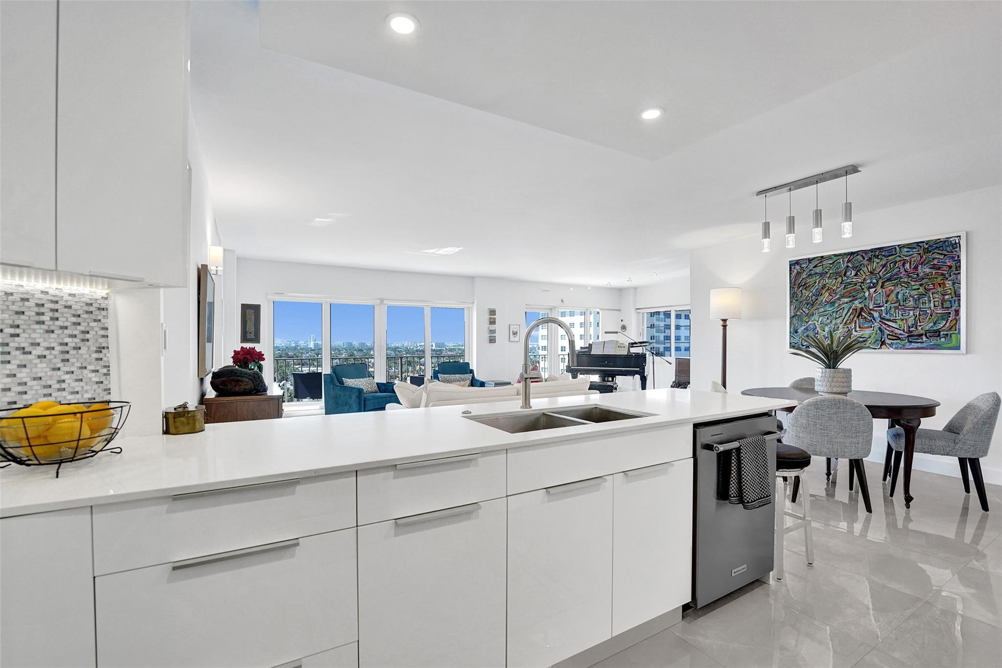 2500 E Las Olas #1509 Fort Lauderdale, FL 33301