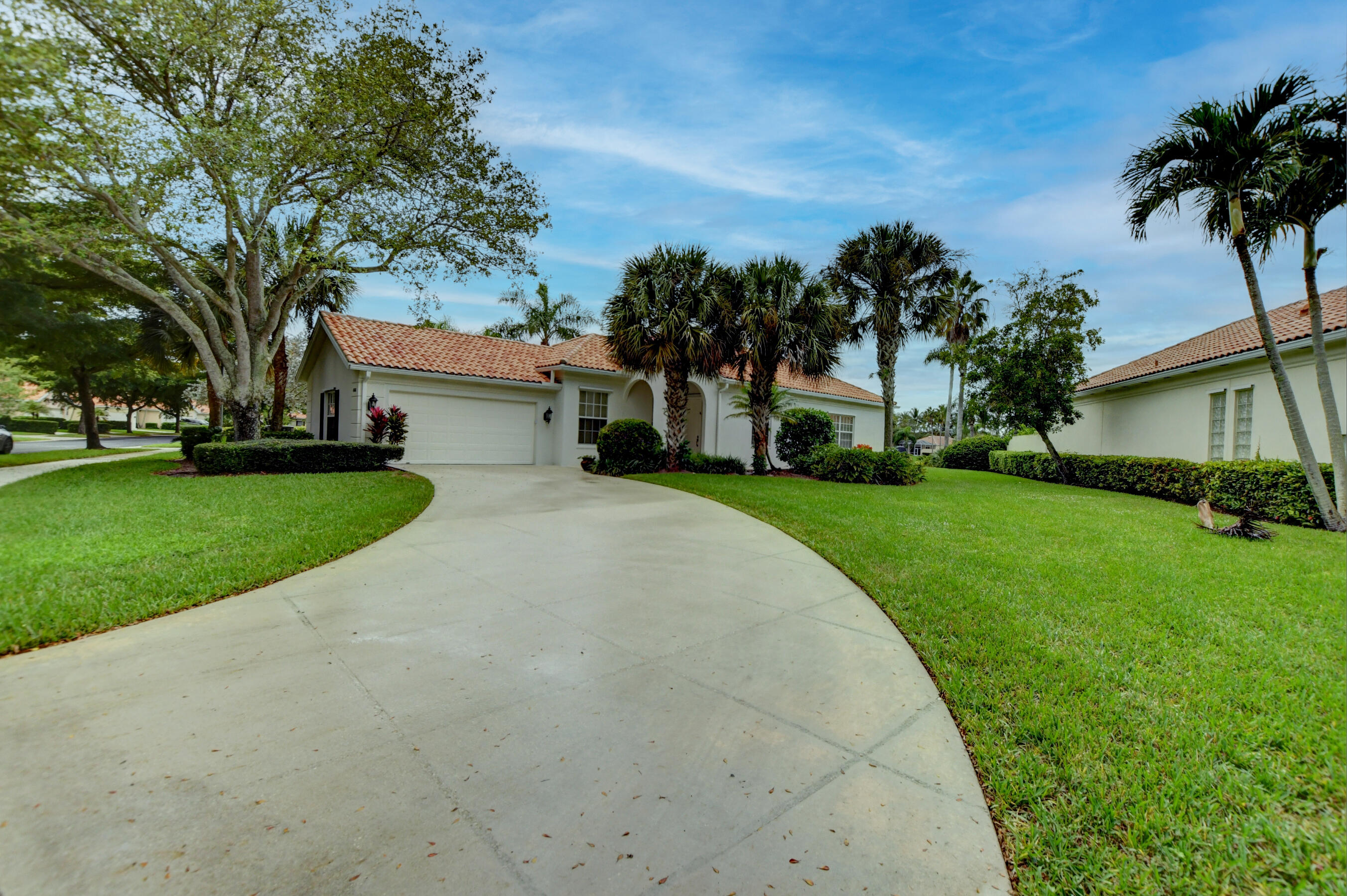 4666 Hammock Circle