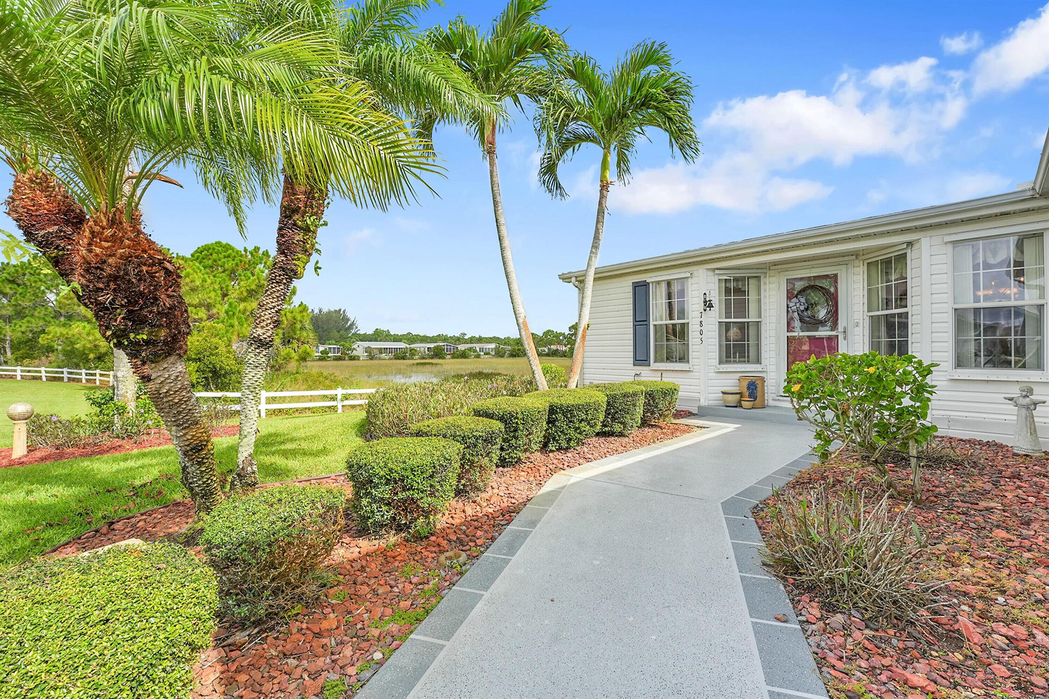 7805 White Ibis Ln