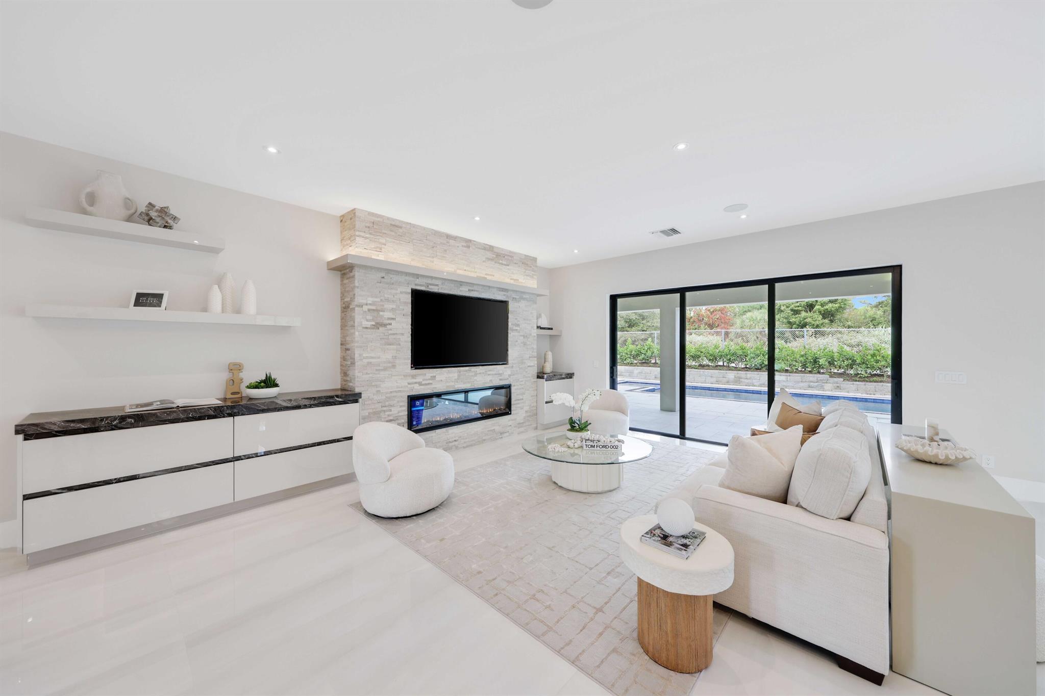 151 Eden Rdg Ln Boynton Beach, FL 33435