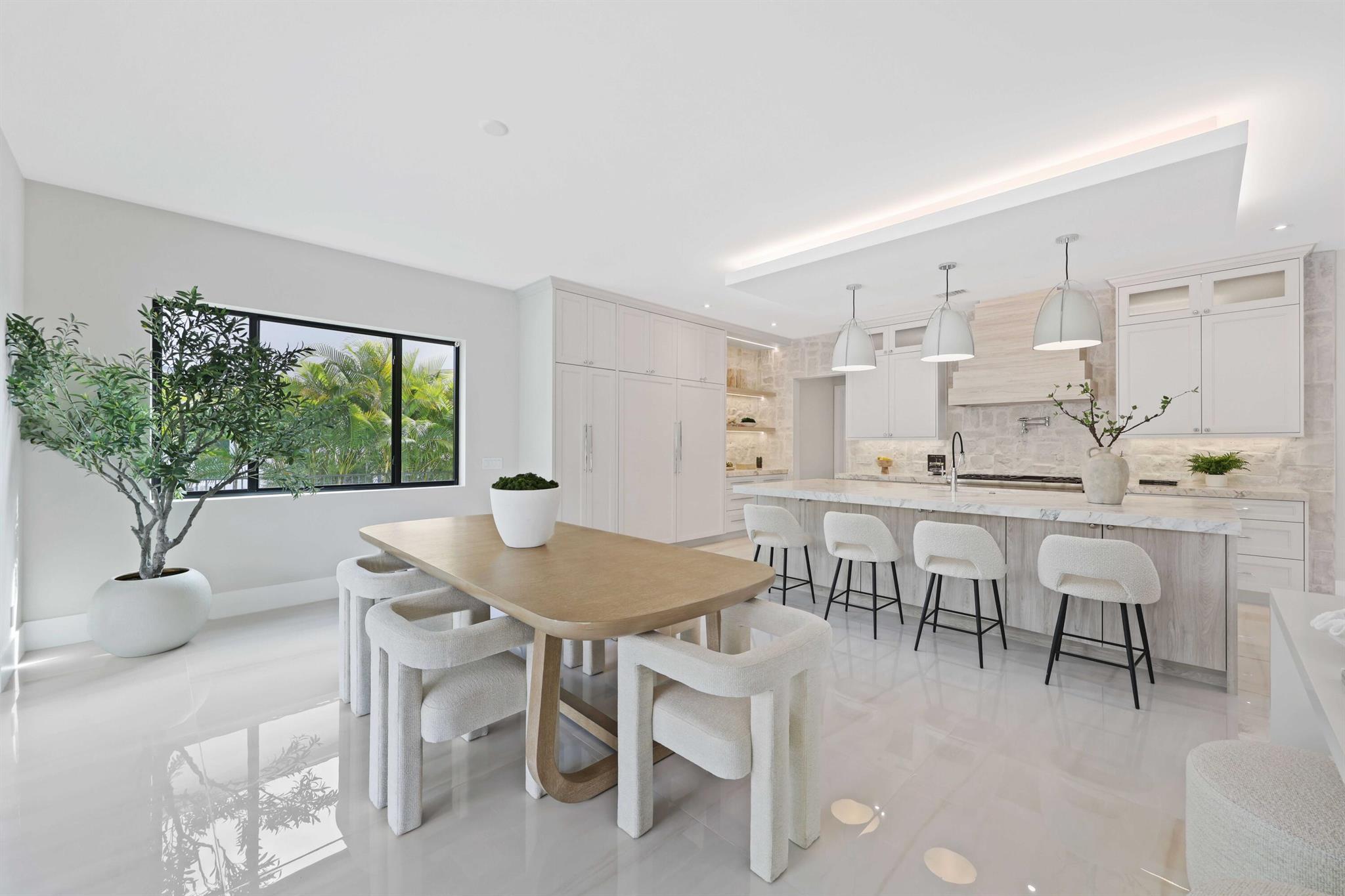 151 Eden Rdg Ln Boynton Beach, FL 33435