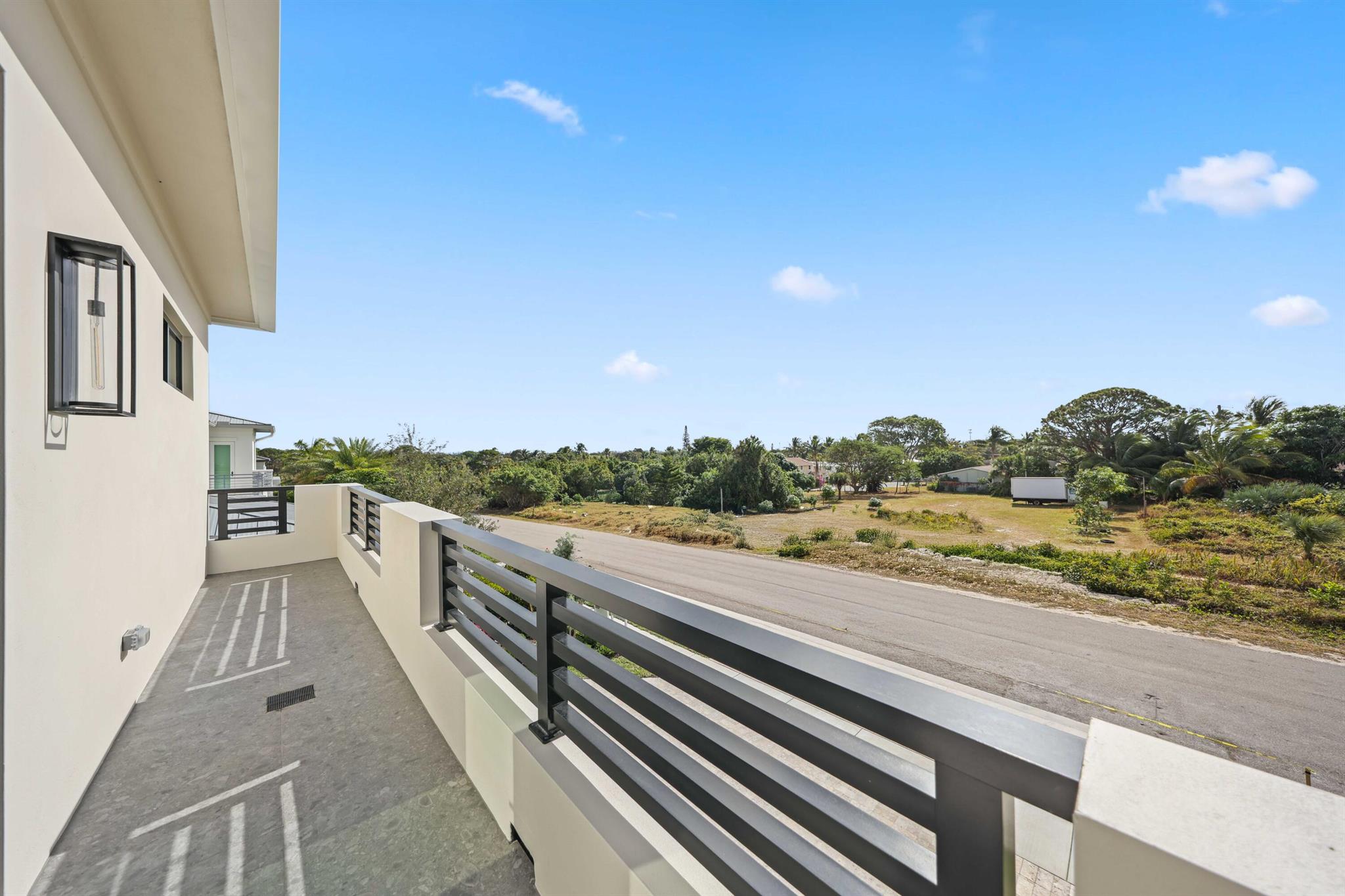 151 Eden Rdg Ln Boynton Beach, FL 33435