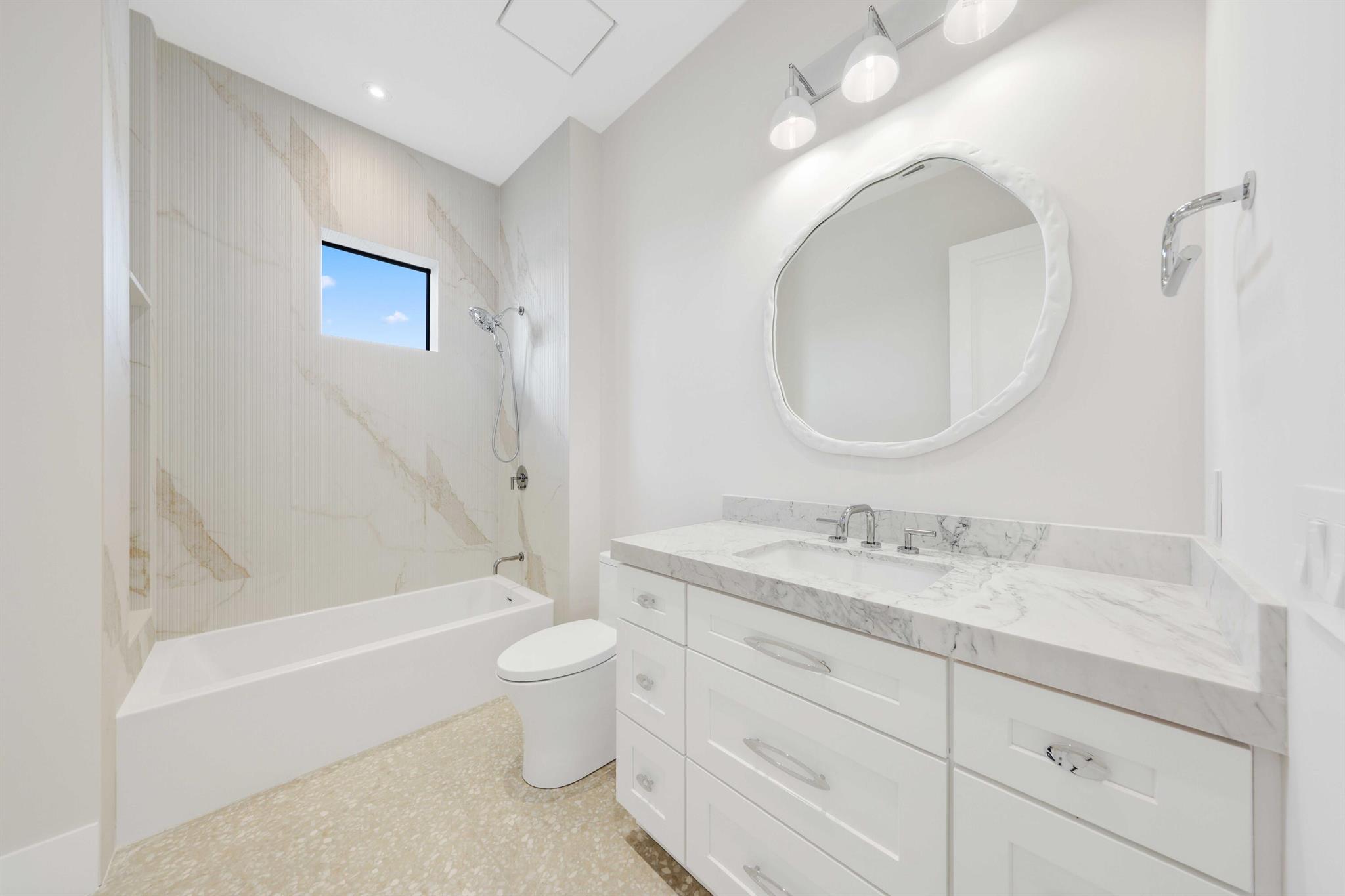 151 Eden Rdg Ln Boynton Beach, FL 33435