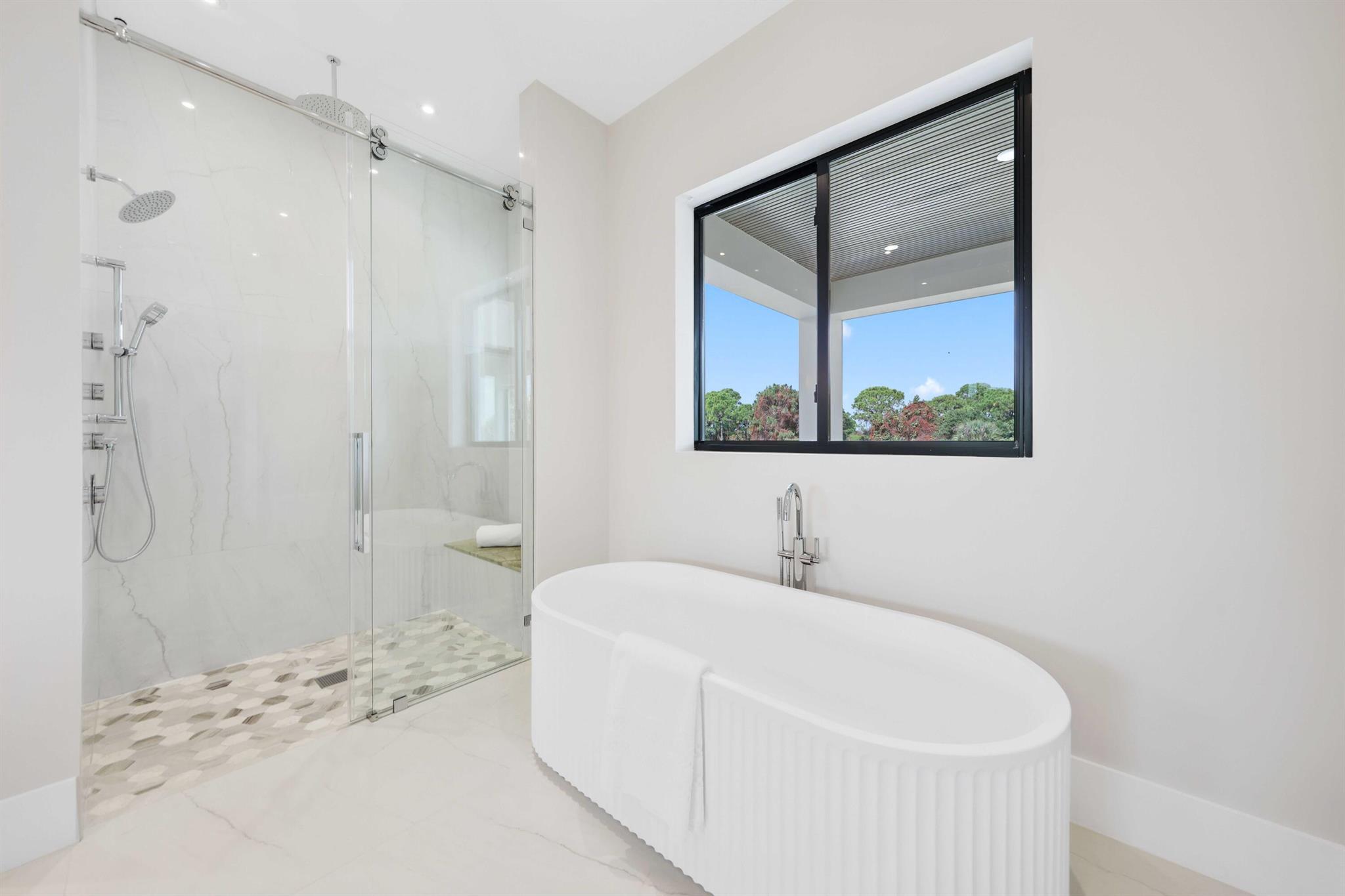 151 Eden Rdg Ln Boynton Beach, FL 33435