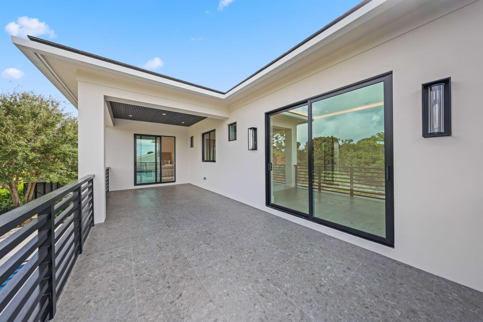 151 Eden Rdg Ln Boynton Beach, FL 33435