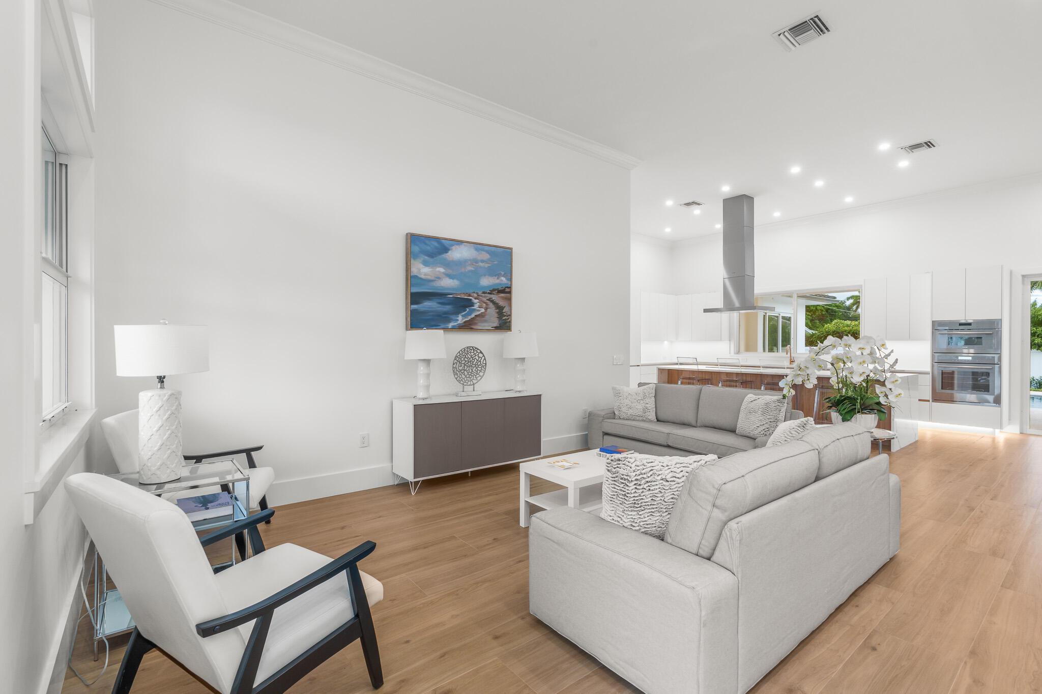 803 Sunset Rd Boynton Beach, FL 33435