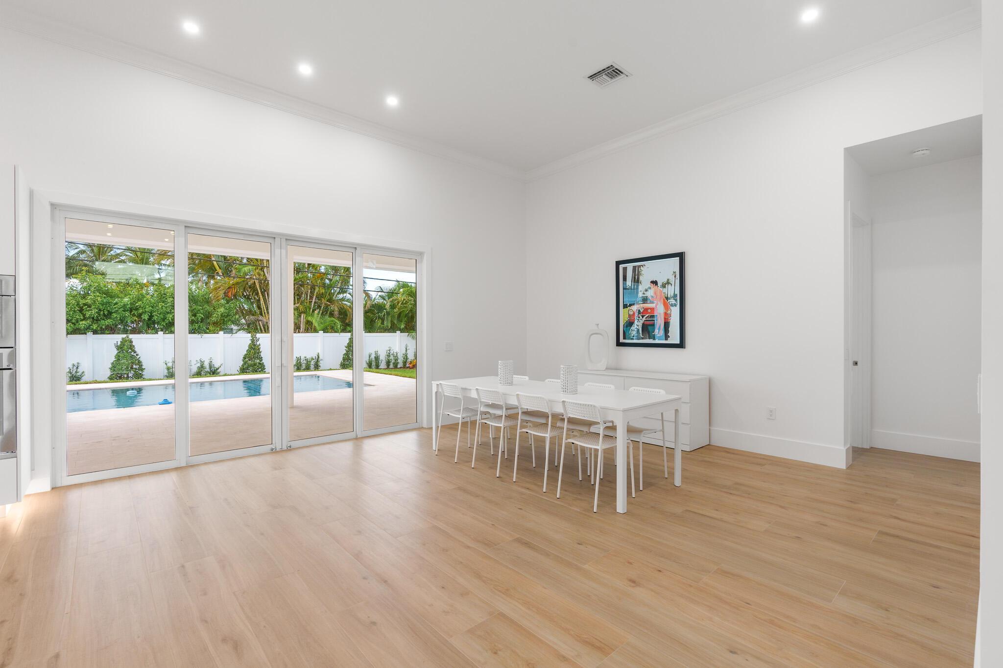 803 Sunset Rd Boynton Beach, FL 33435