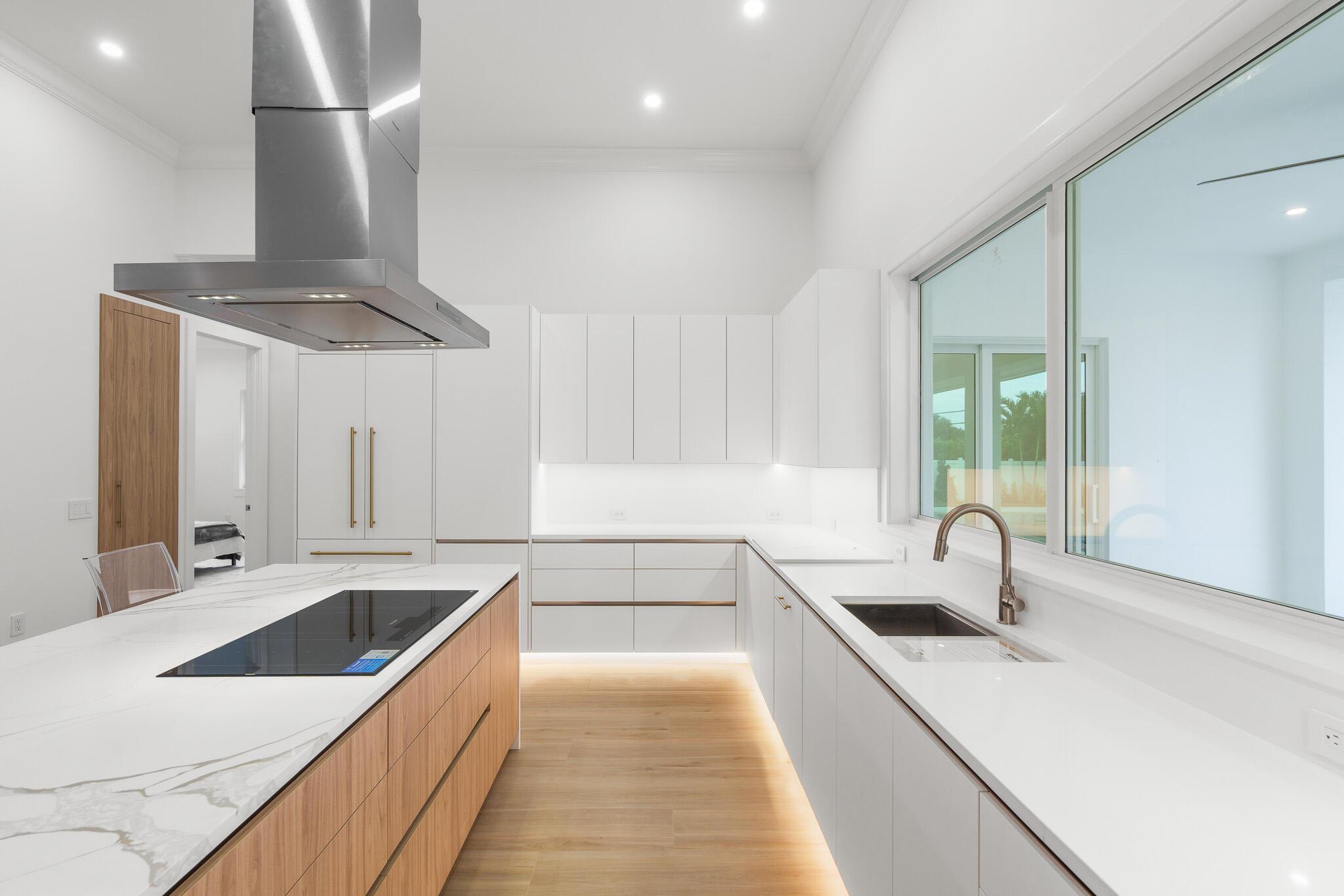 803 Sunset Rd Boynton Beach, FL 33435