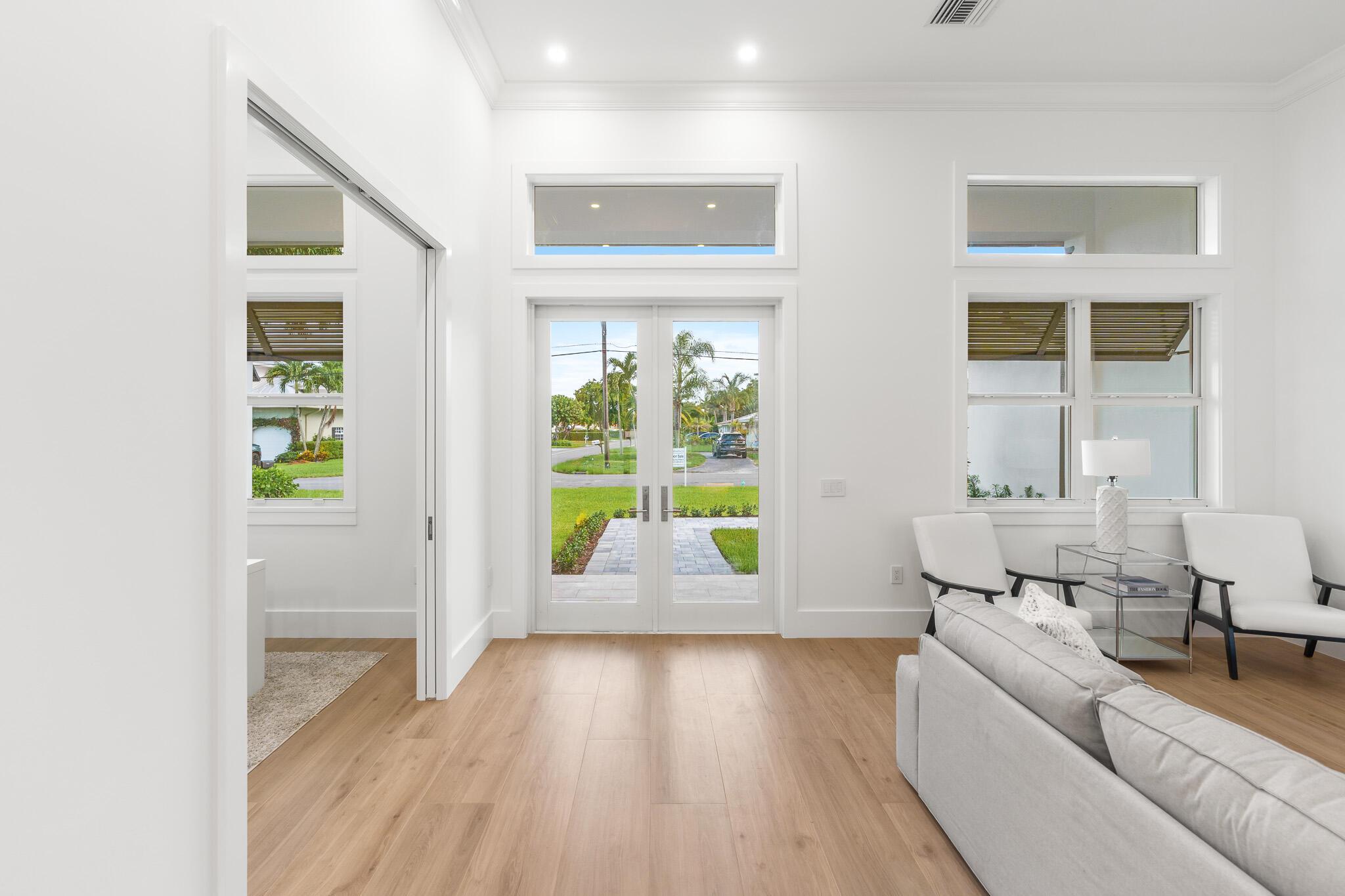 803 Sunset Rd Boynton Beach, FL 33435