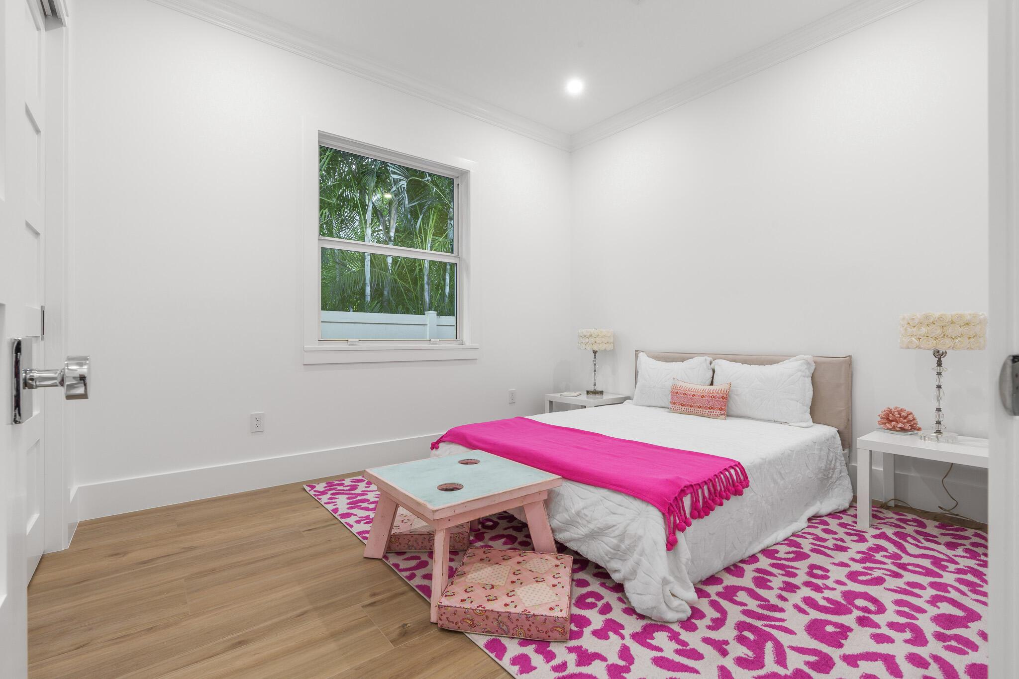 803 Sunset Rd Boynton Beach, FL 33435