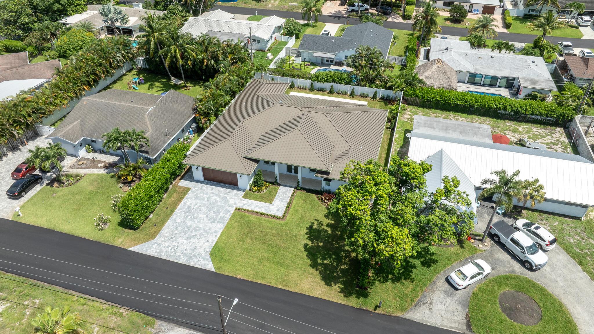 803 Sunset Rd Boynton Beach, FL 33435