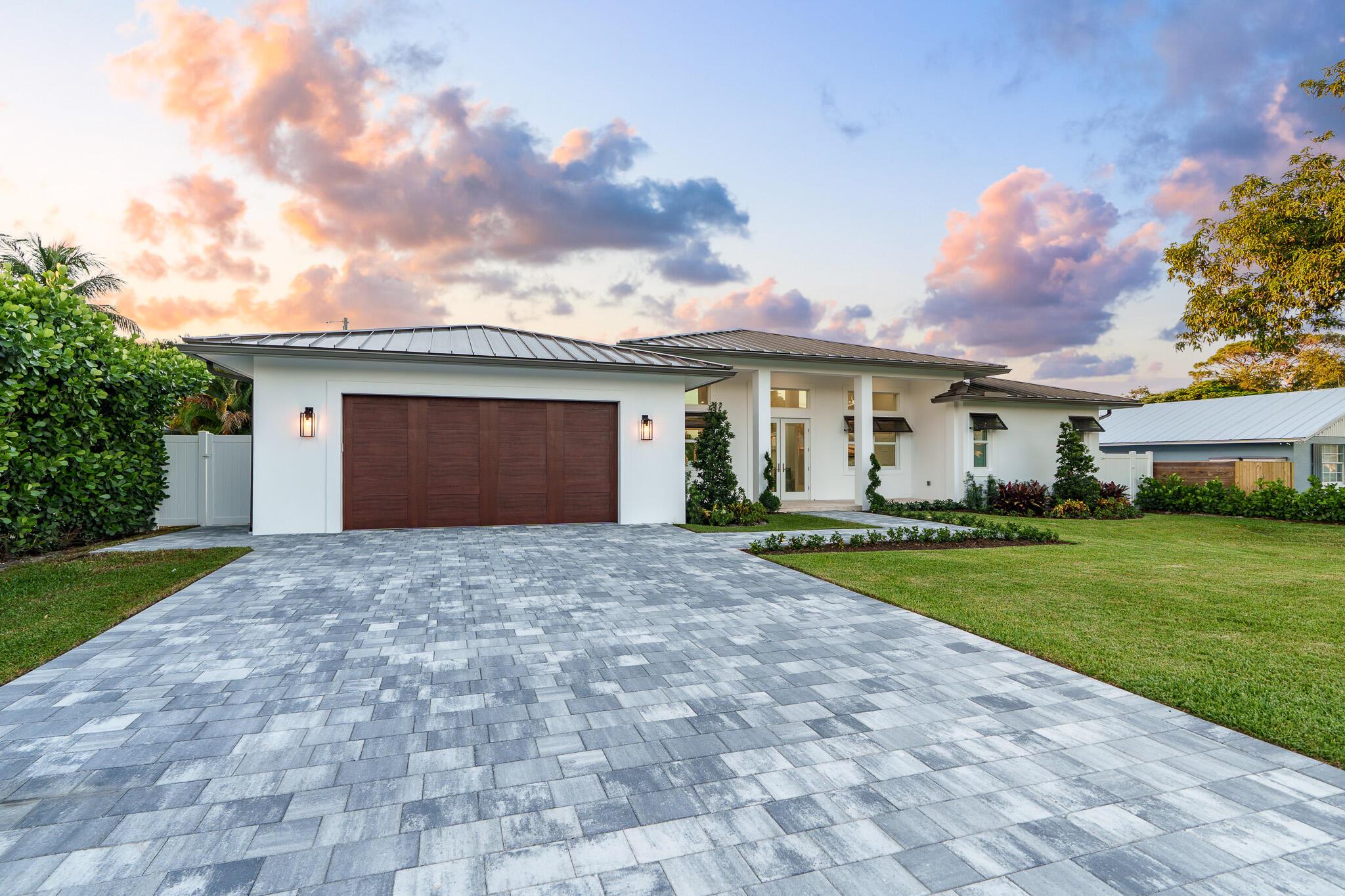 803 Sunset Rd Boynton Beach, FL 33435