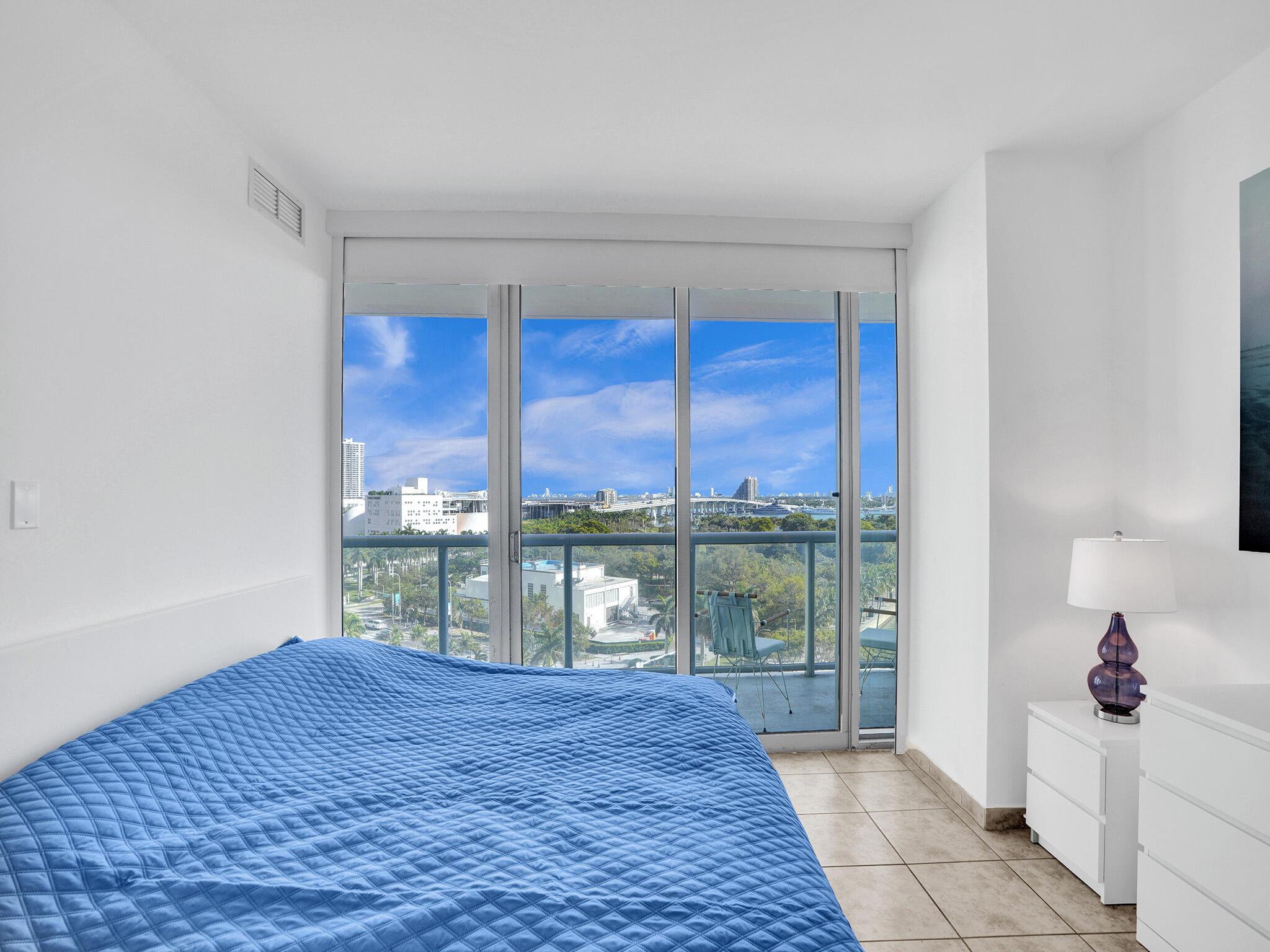 image Marinablue Condo15